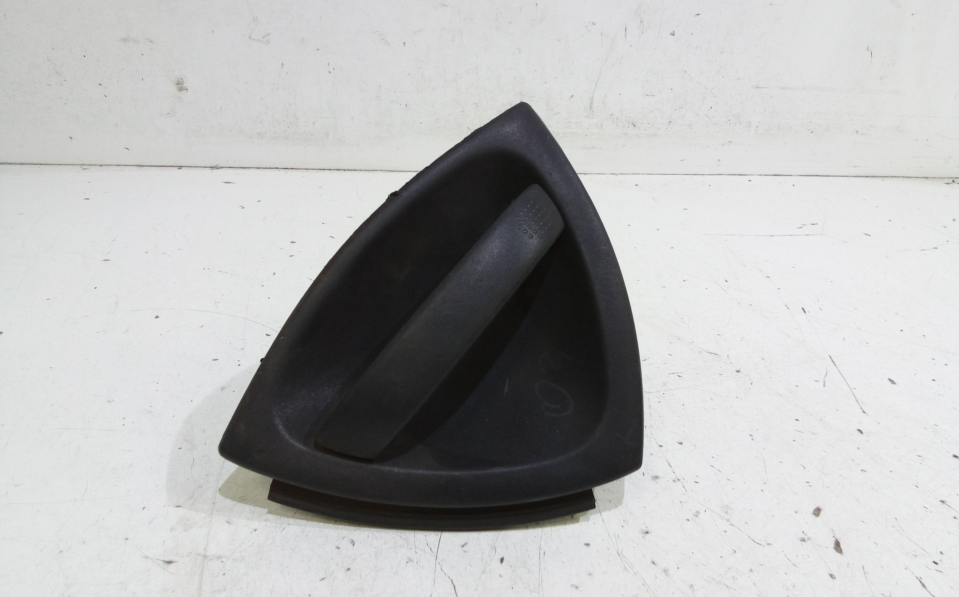 Maniglia Porta Ant. Destro Q0000541V008000000 Usato