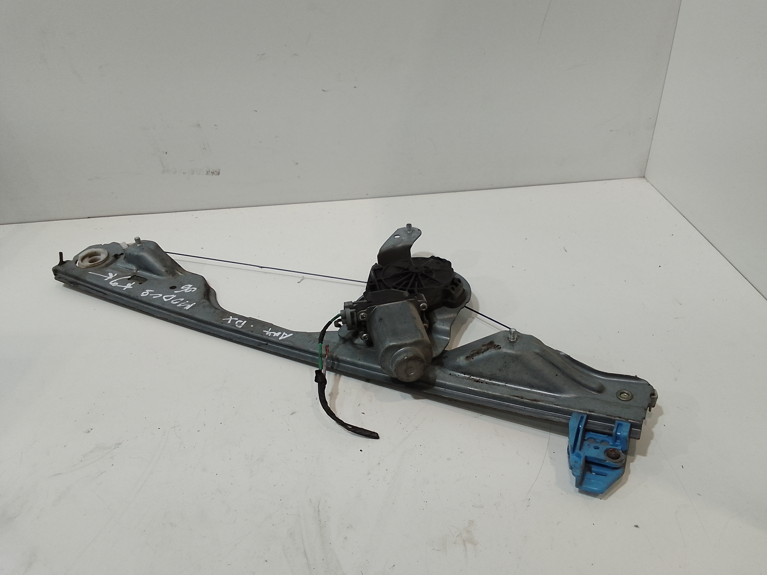 Alzacristallo Porta Ant. Destro Usato