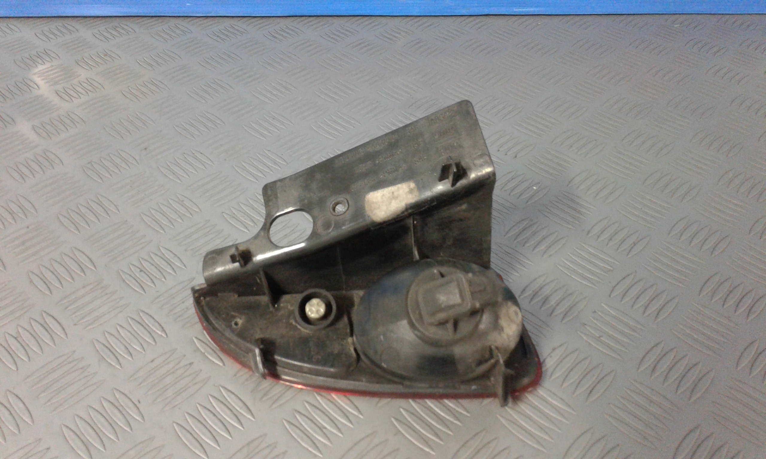 Fanale Post. Sinistro 8200027153 Usato