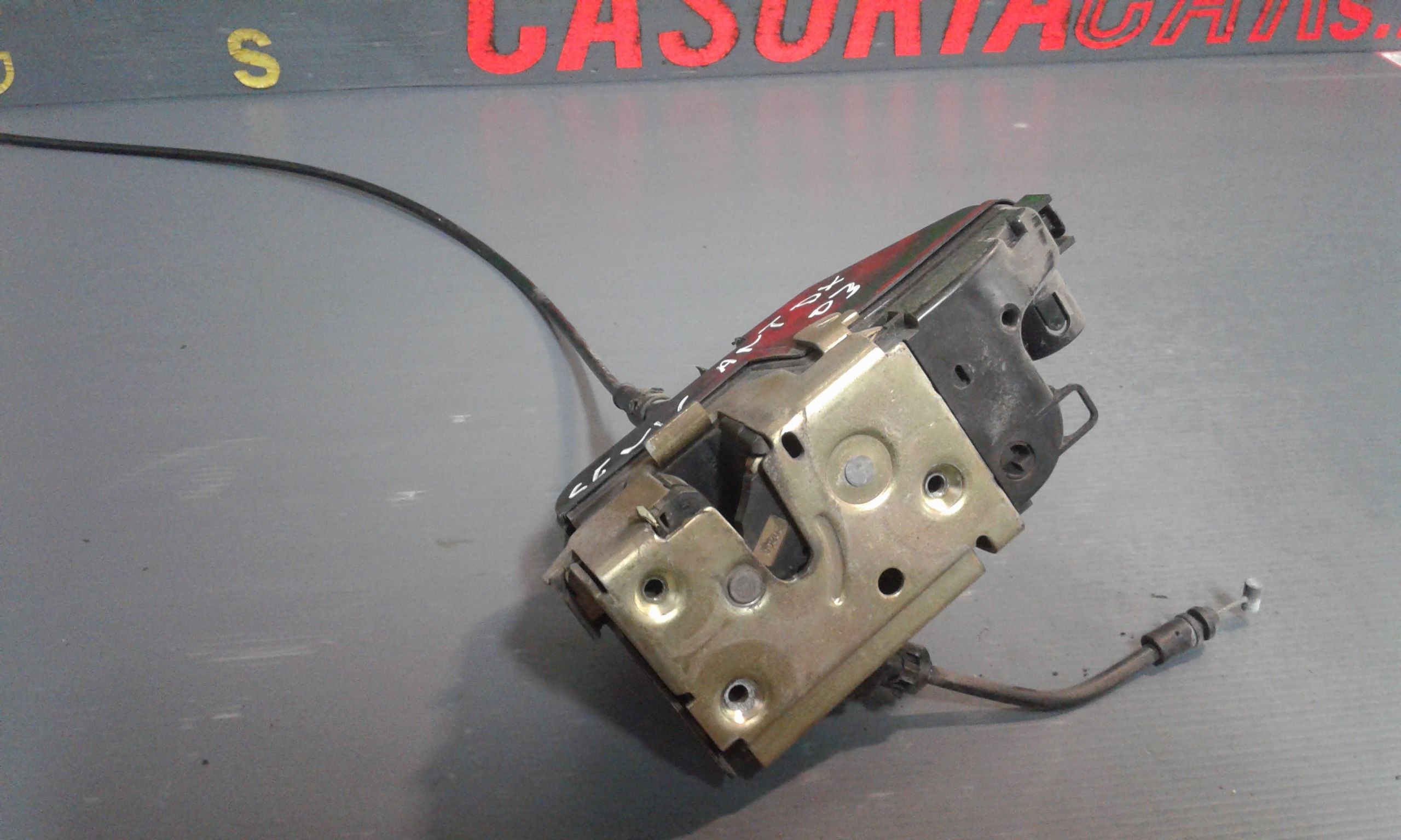 Serratura Porta Ant. Destro 8200119121 Usato