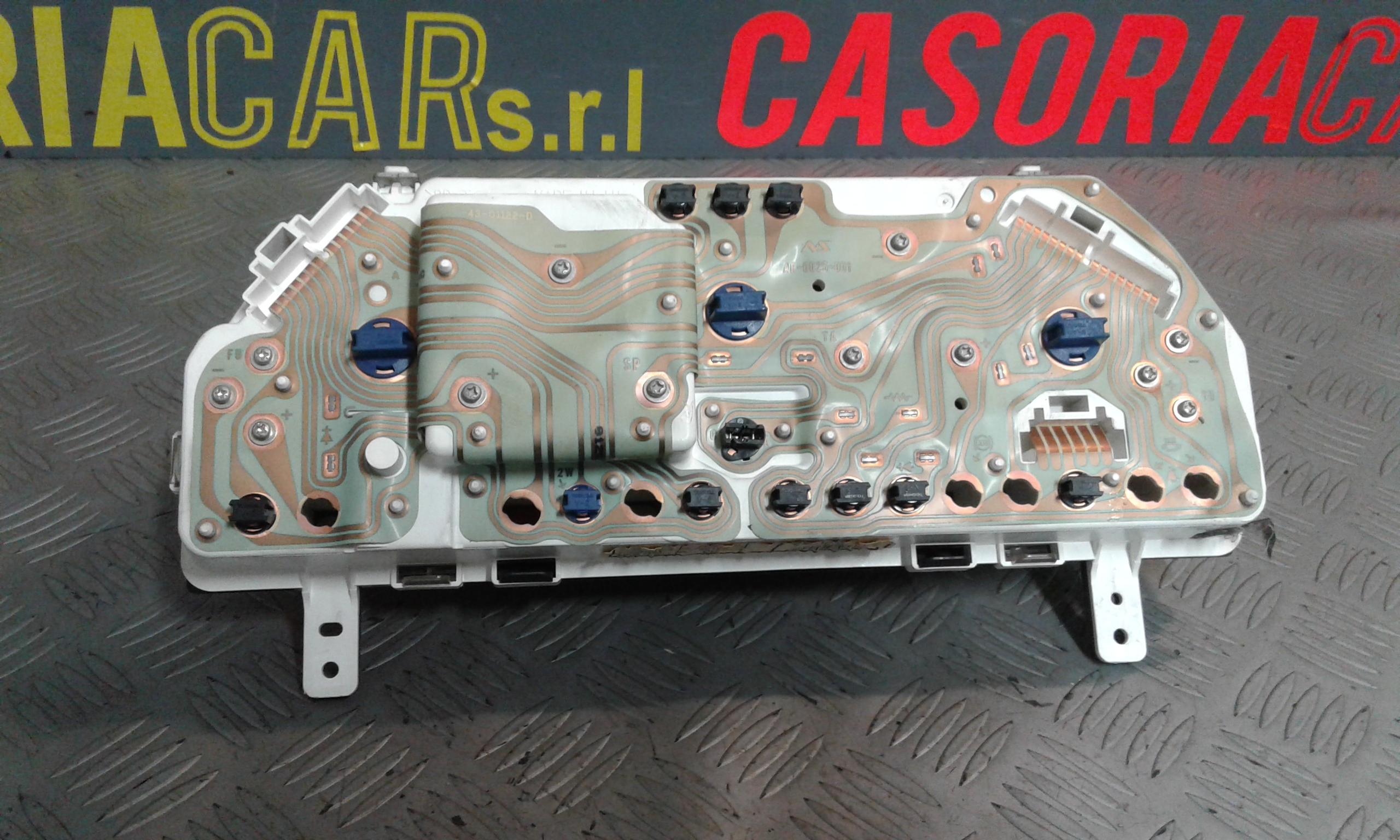 Quadro Portastrumenti Usato