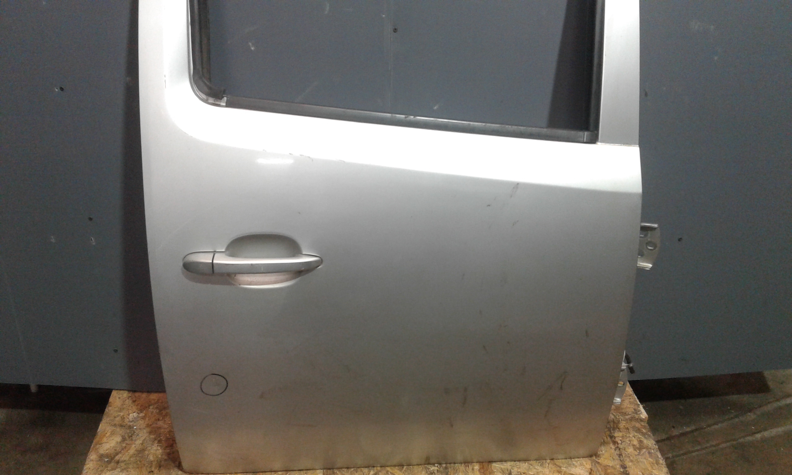 Porta Post. Destro Usato