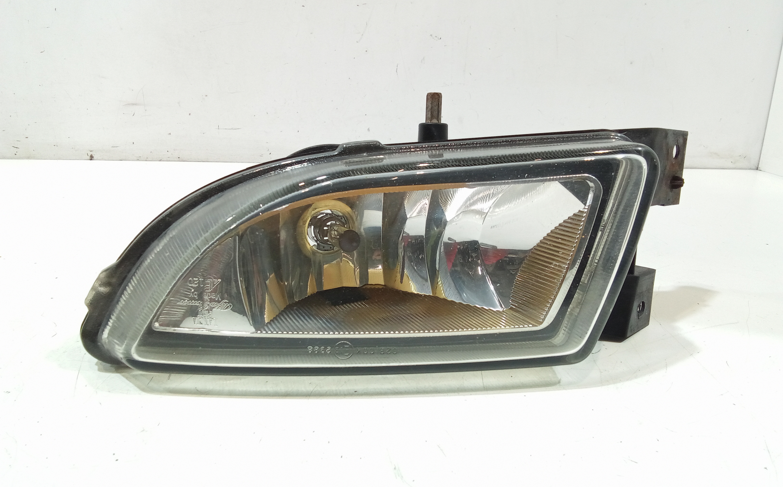 Proiettore Fendinebbia Sinistro 51775550 Usato