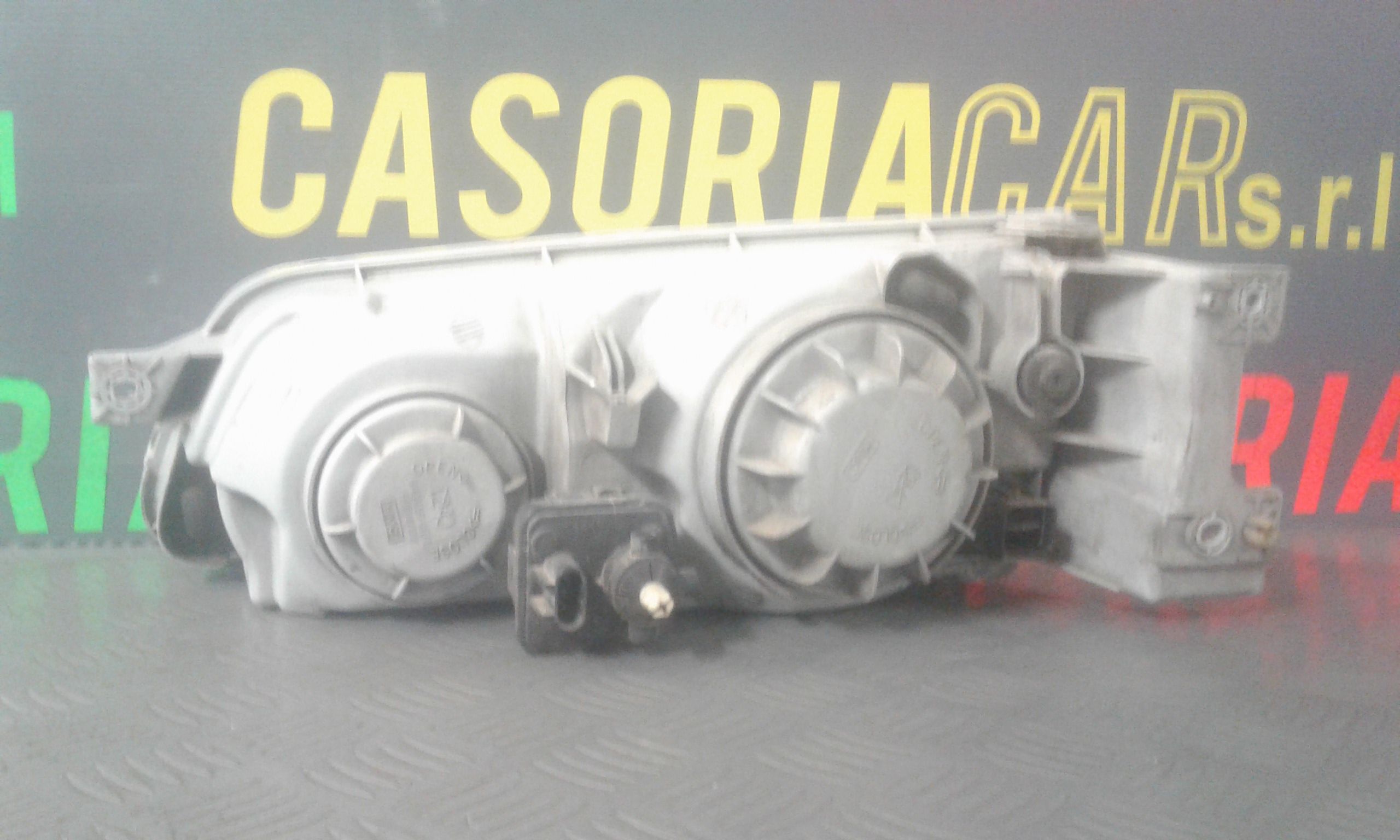 Proiettore Destro Usato