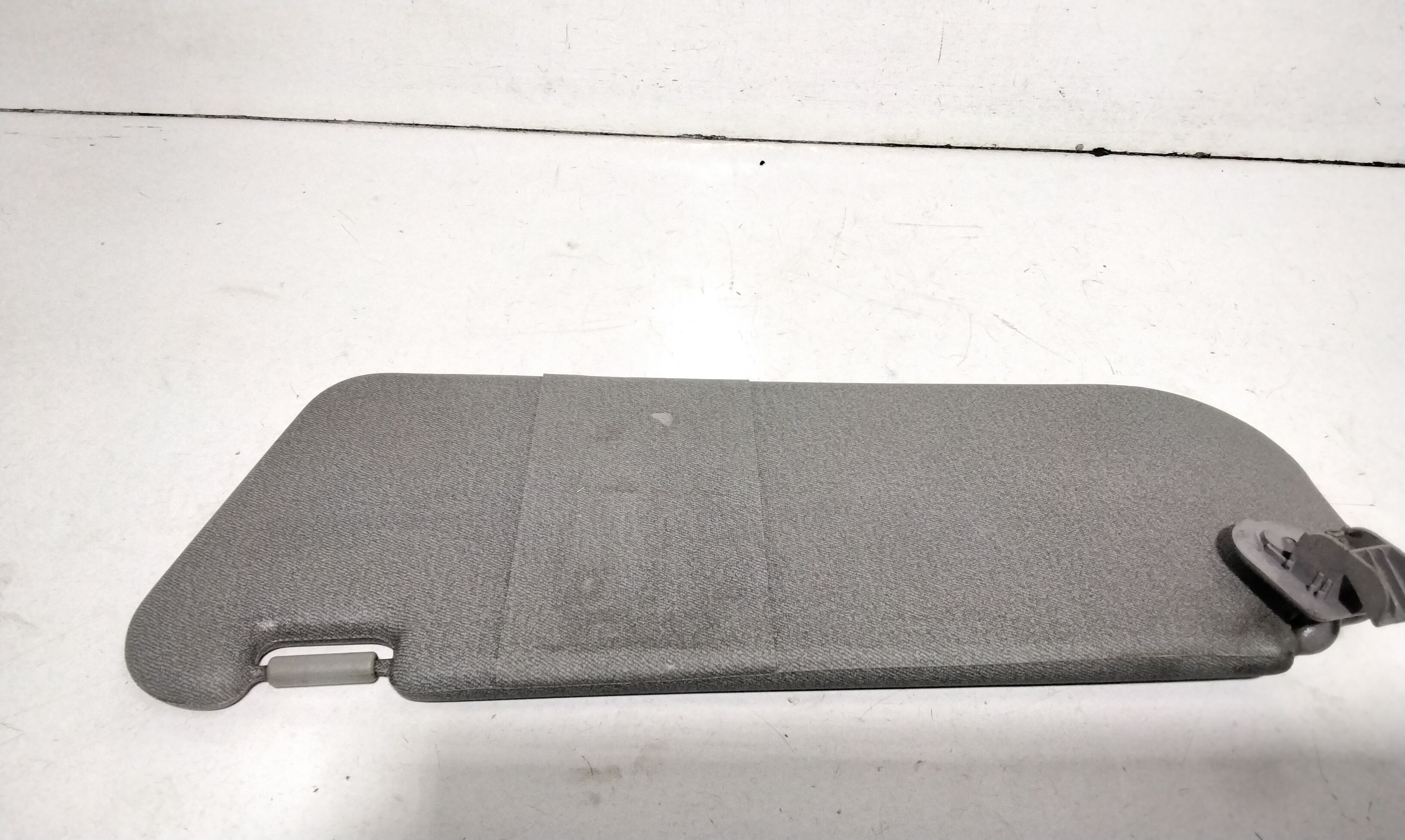 Aletta Parasole Parabrezza Sinistro 96537730 Usato