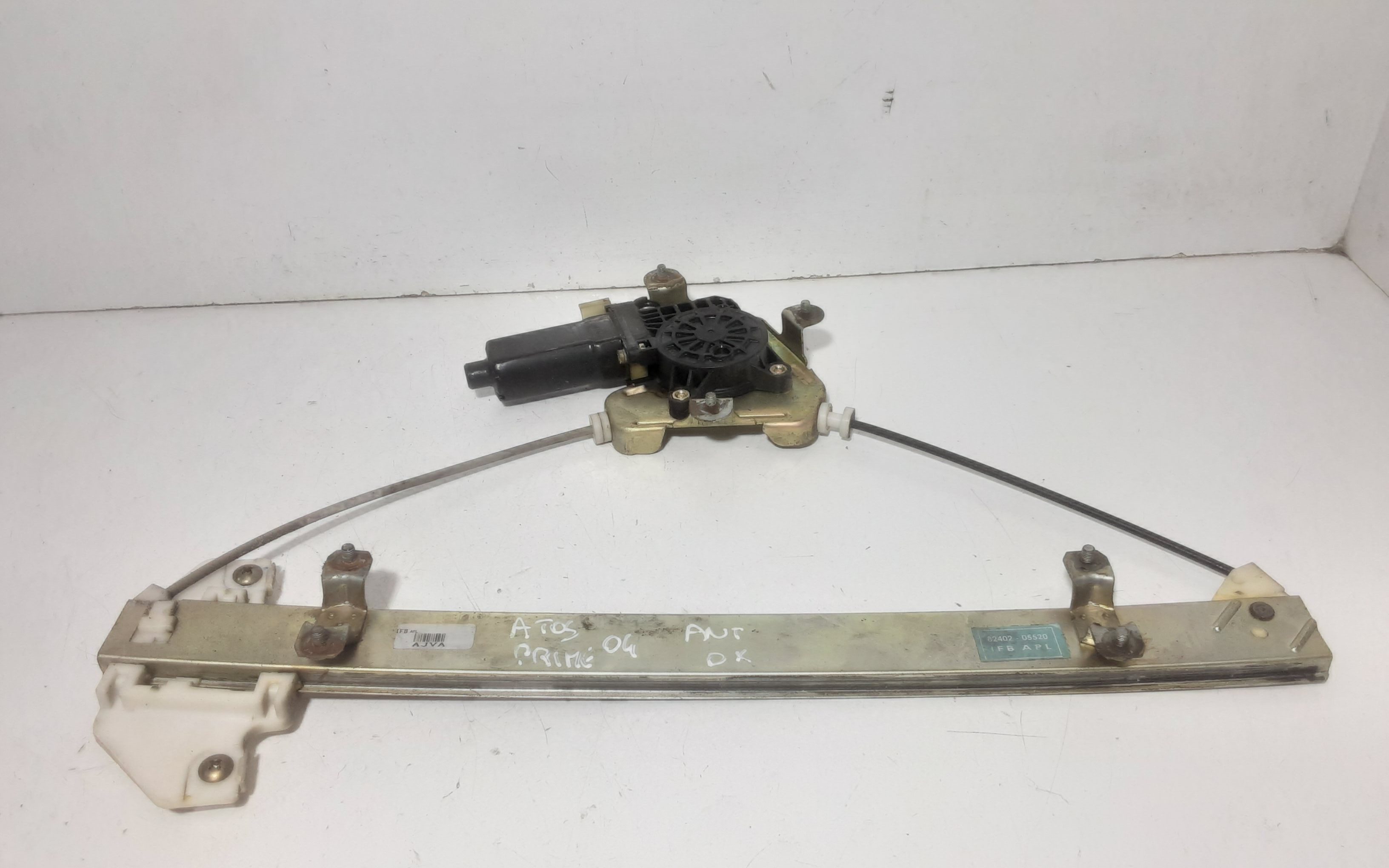 Alzacristallo Porta Ant. Destro 8240206000 Usato