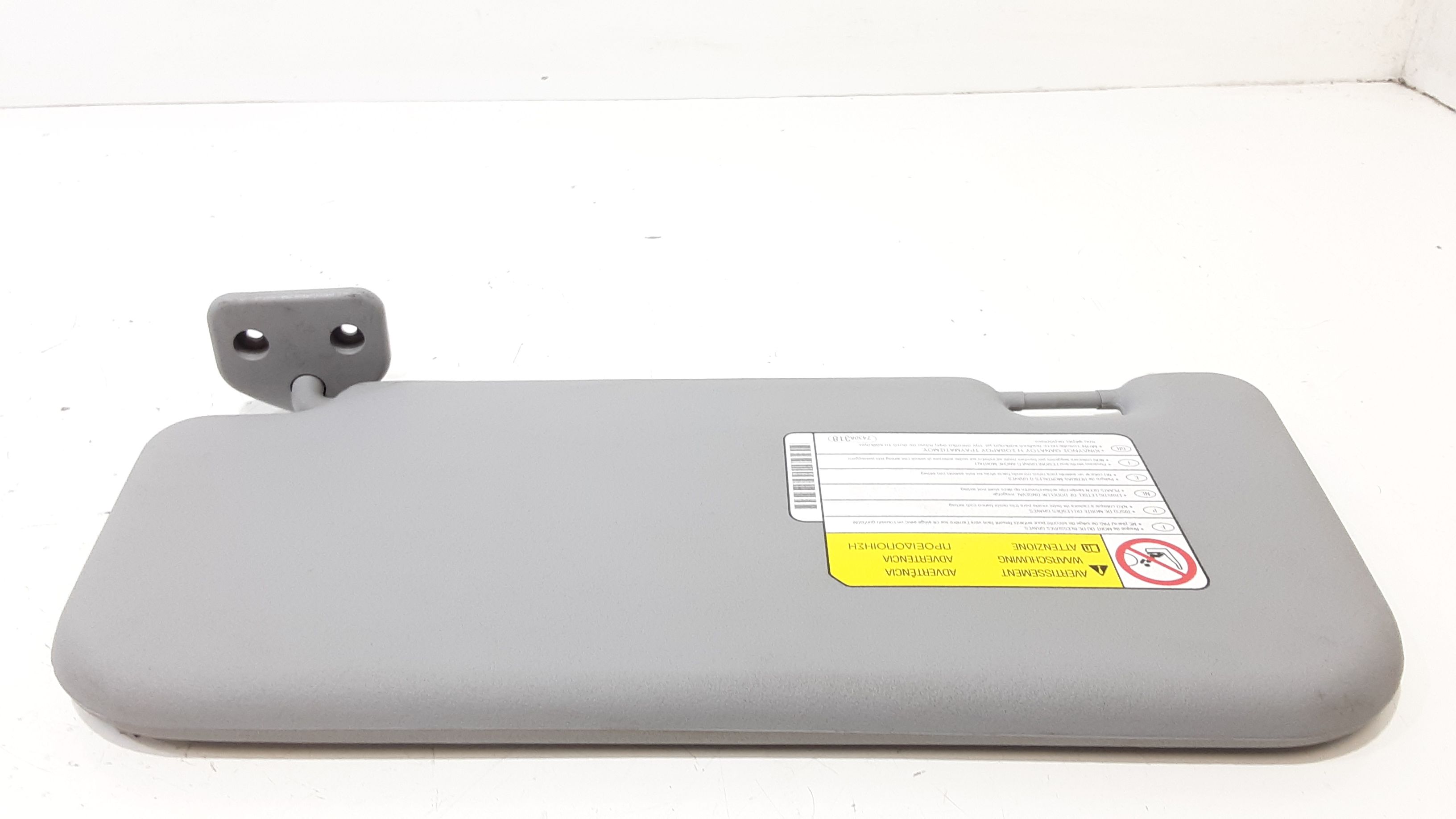 Aletta Parasole Parabrezza Destro 7620A574HA Usato