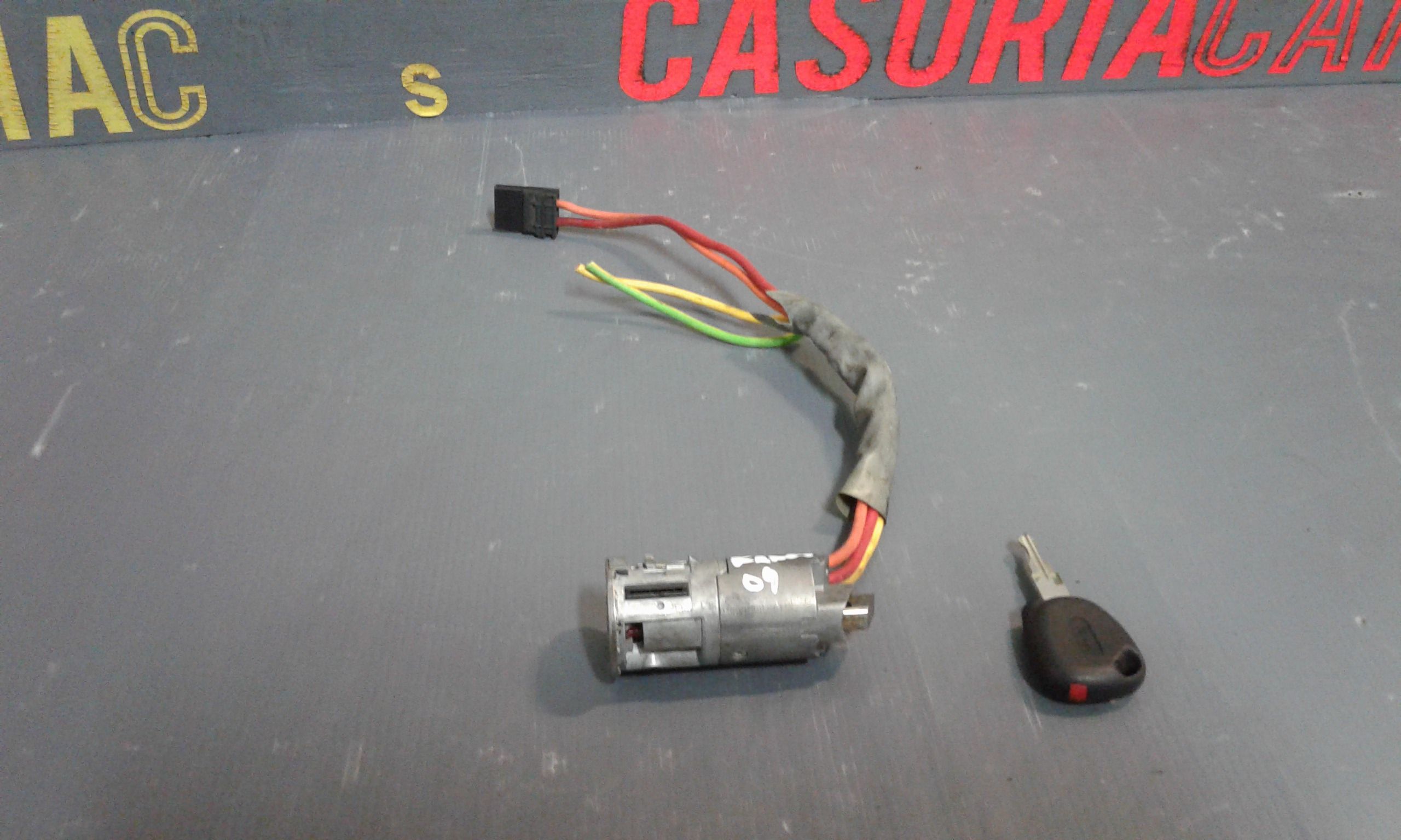 Commutatore Avviamento Con Cilindretti Serrature Usato