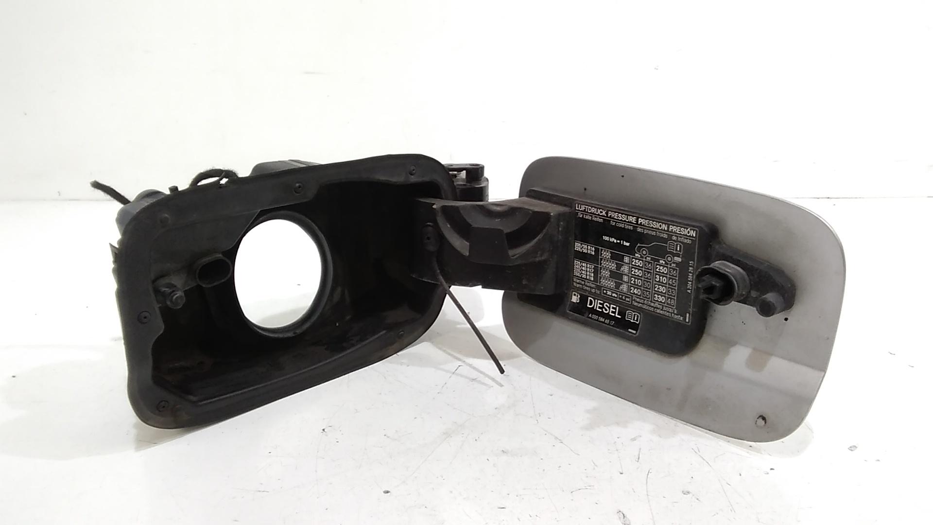 Sportello Carburante A2047540009 Usato