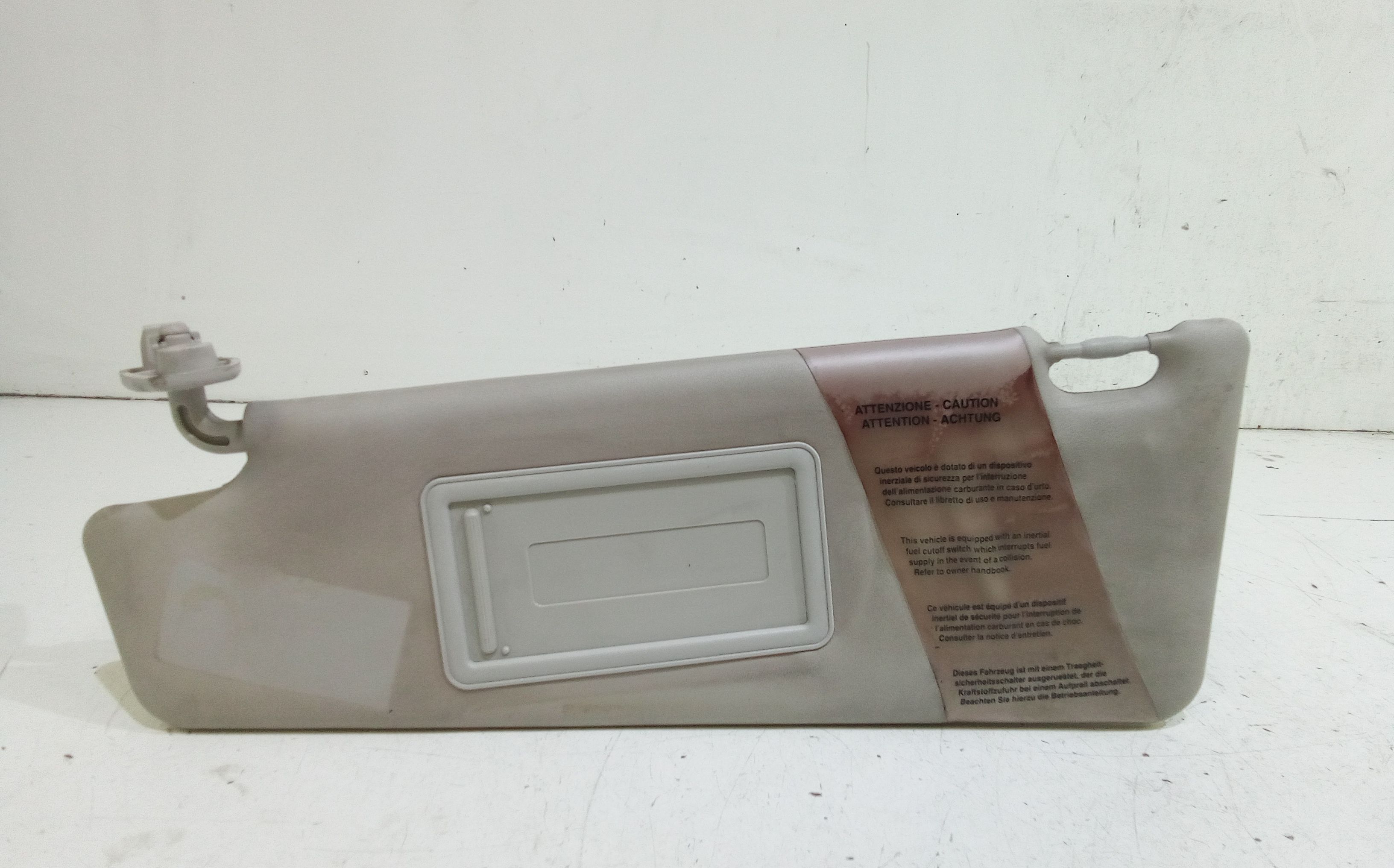 Aletta Parasole Parabrezza Destro 735361684 Usato