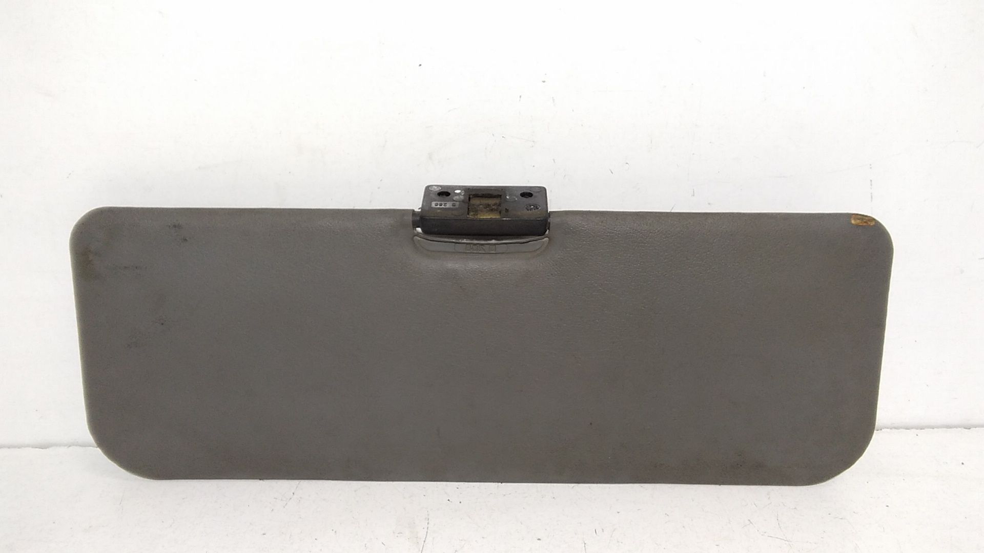 Aletta Parasole Parabrezza Sinistro 182427580 Usato