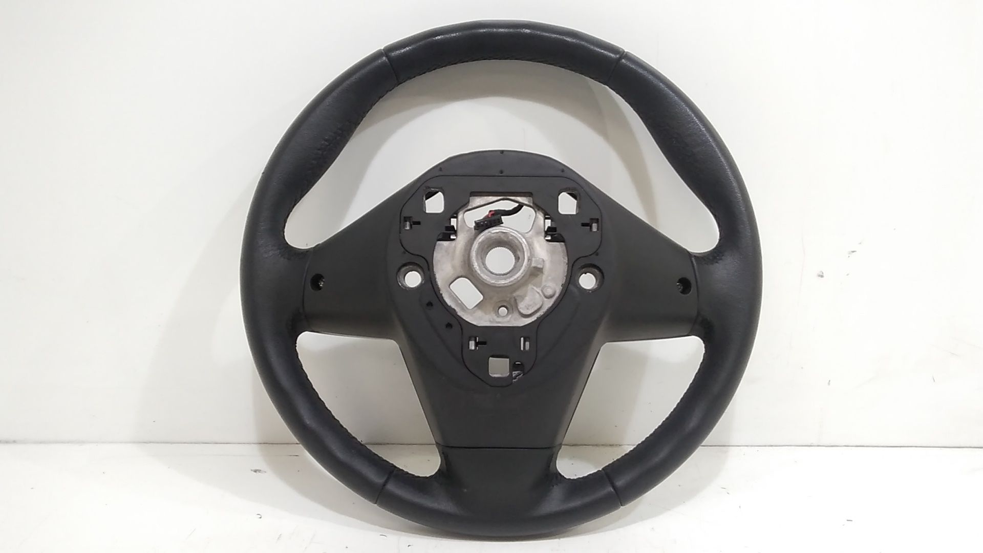 Volante 32306860356 Usato