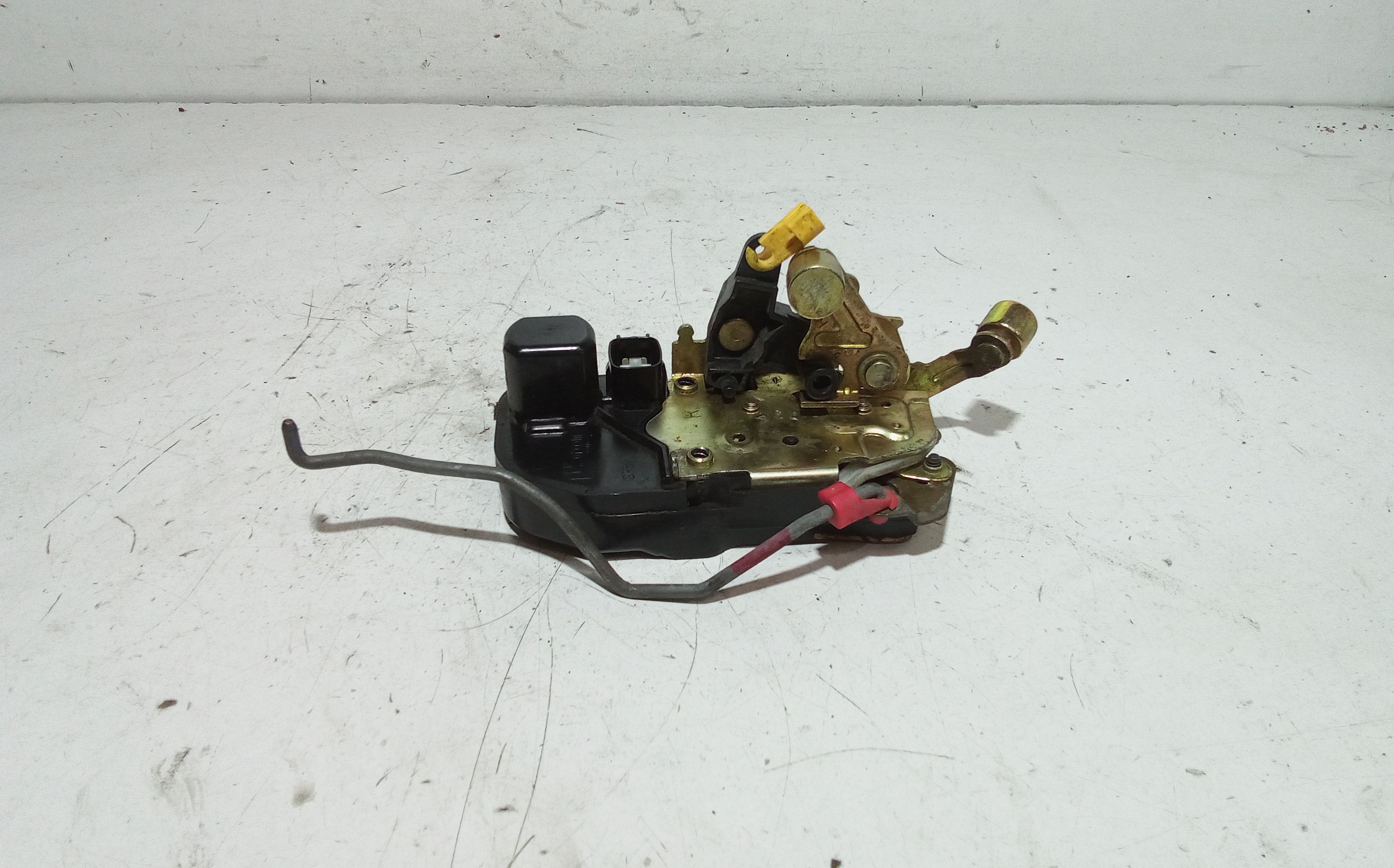 Serratura Porta Ant. Destro K05109866AB Usato