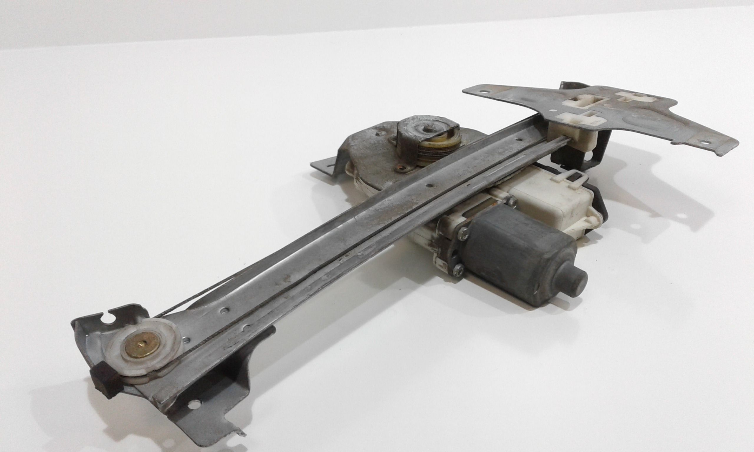 Alzacristallo Elettr. Porta Ant. Sinistro 9221S1 Usato