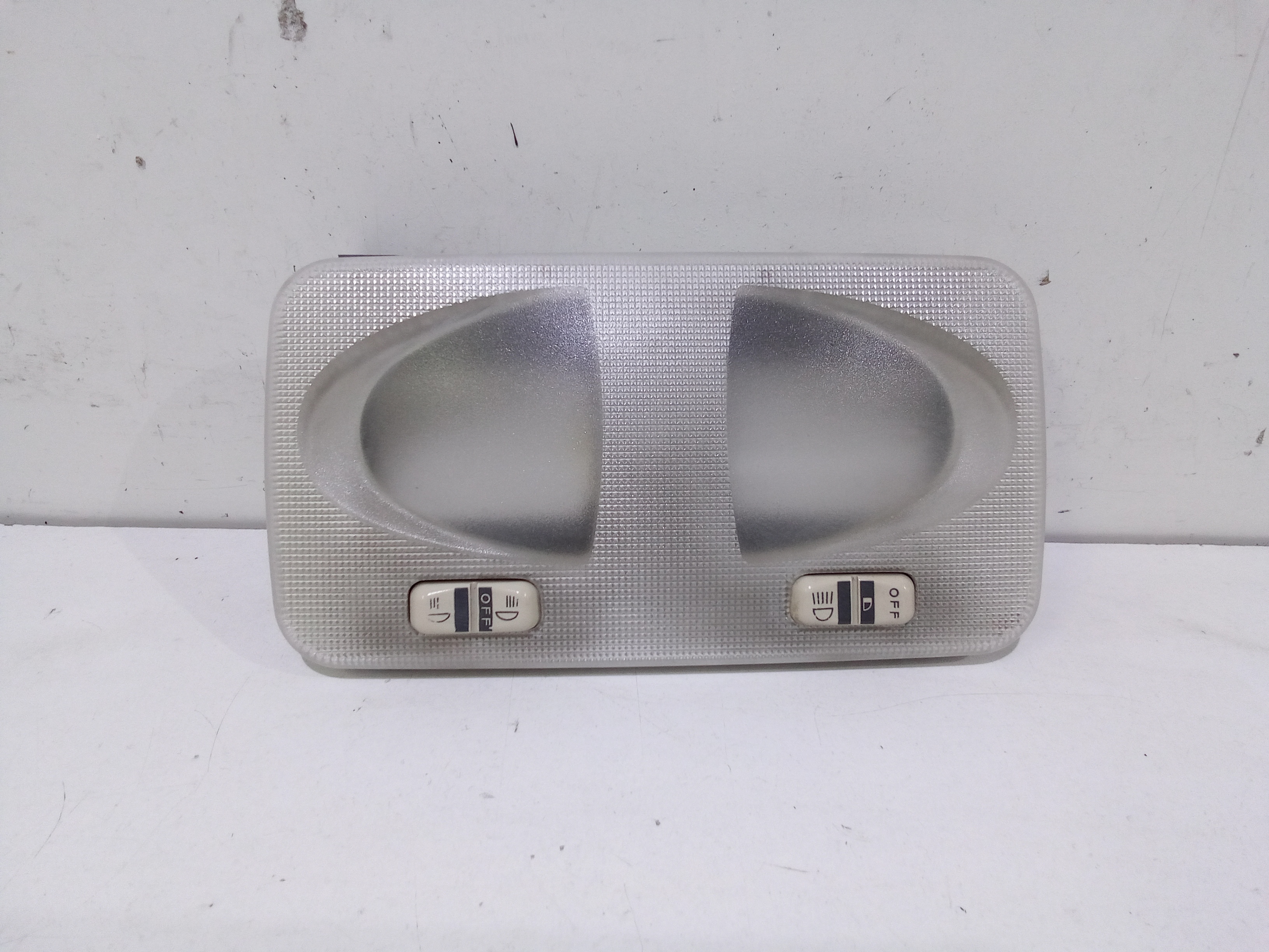 Luce Cortesia Ant. Tetto 735413457 Usato