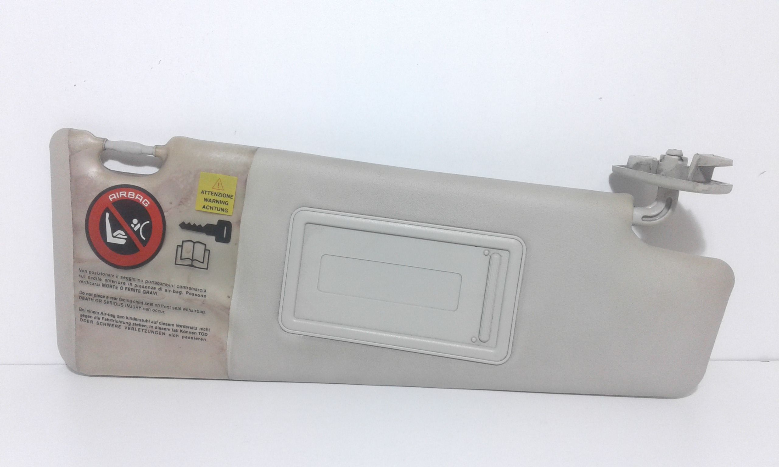 Aletta Parasole Parabrezza Destro 735361684 Usato