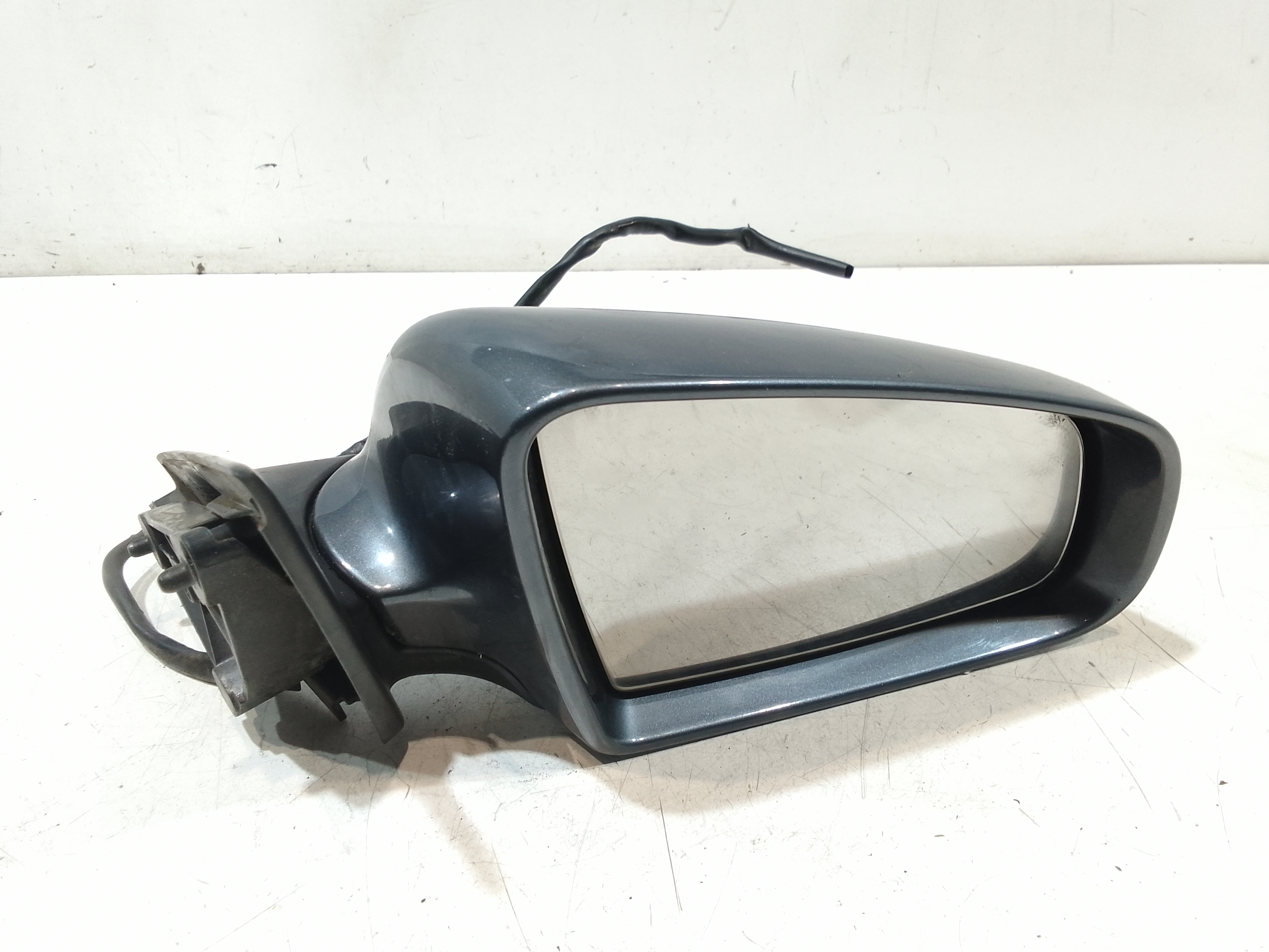 Retrovisore Est. Destro Usato