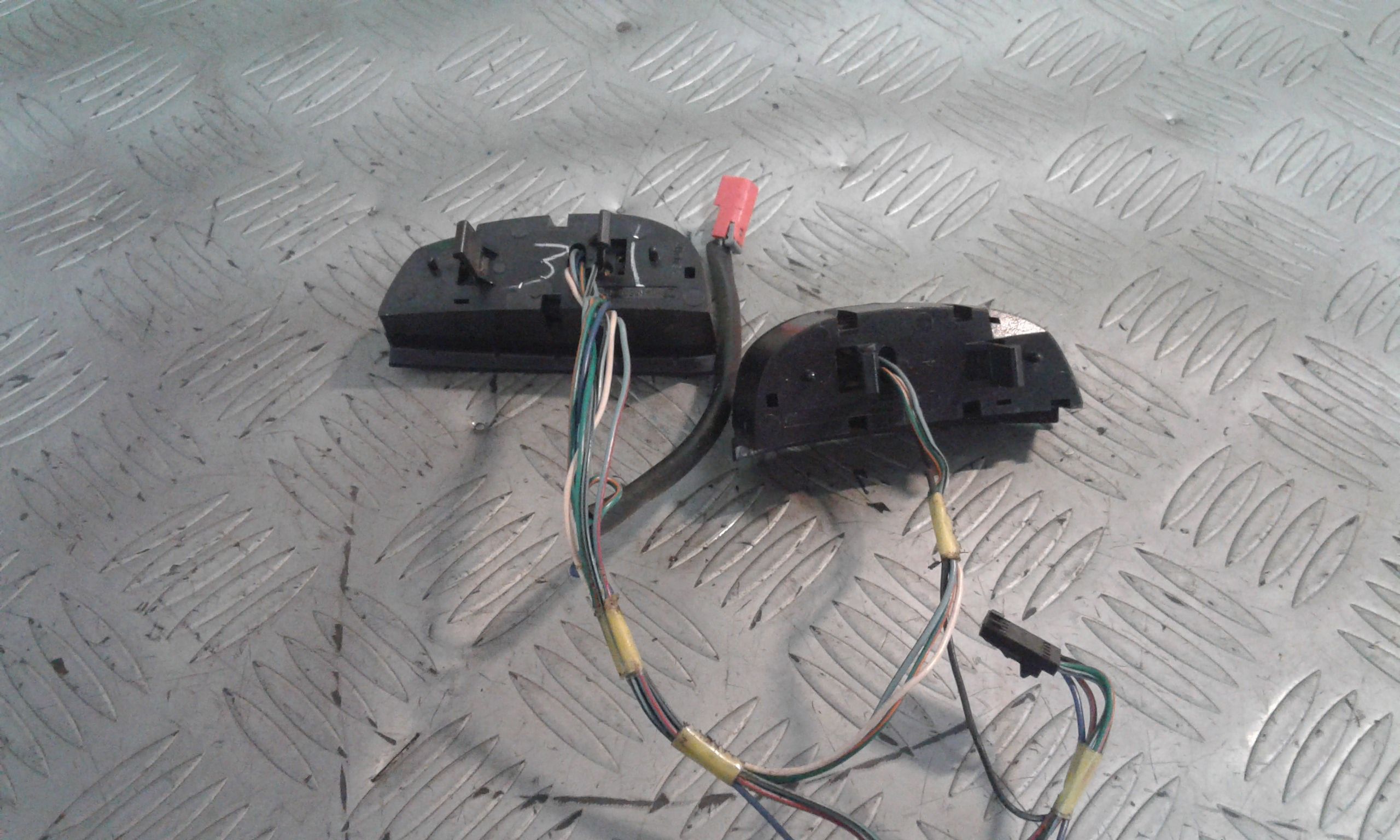 Blocco Volante Multifunzione Usato