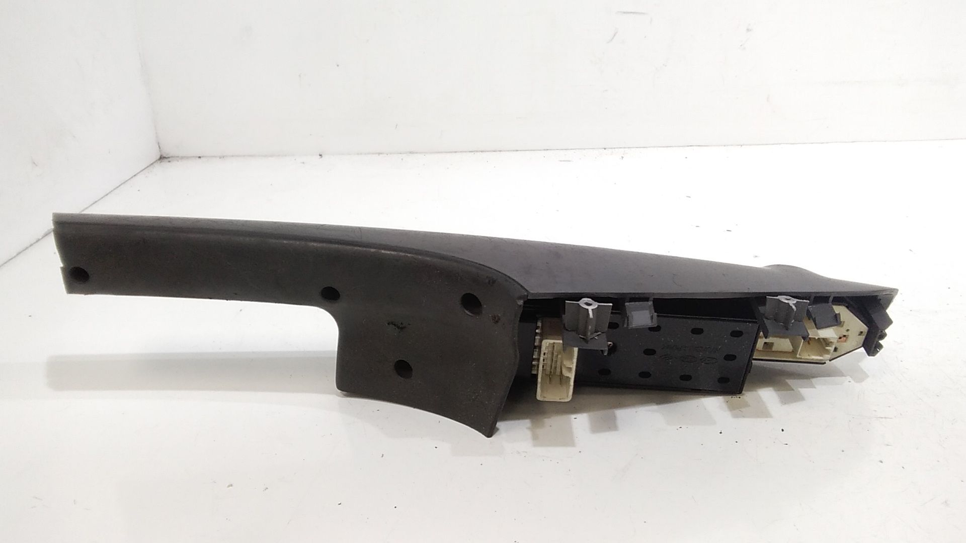 Interruttore Alzacristalli Porta Ant. Sinistro Usato