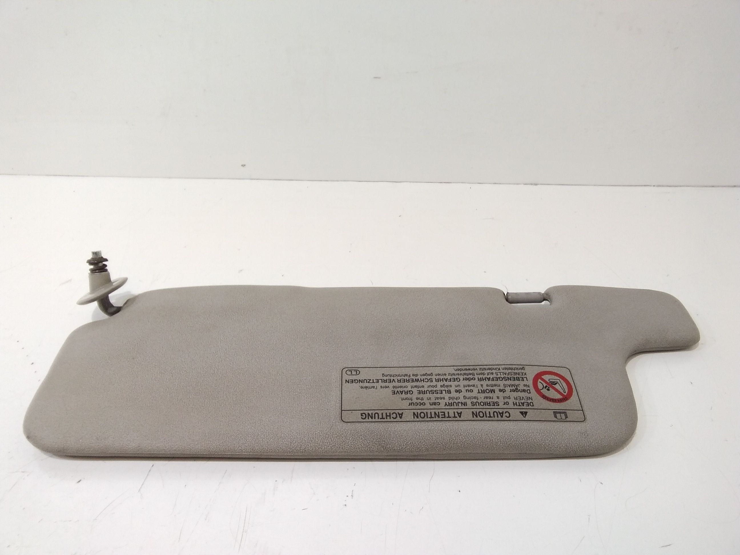 Aletta Parasole Parabrezza Destro 7431052041B0 Usato