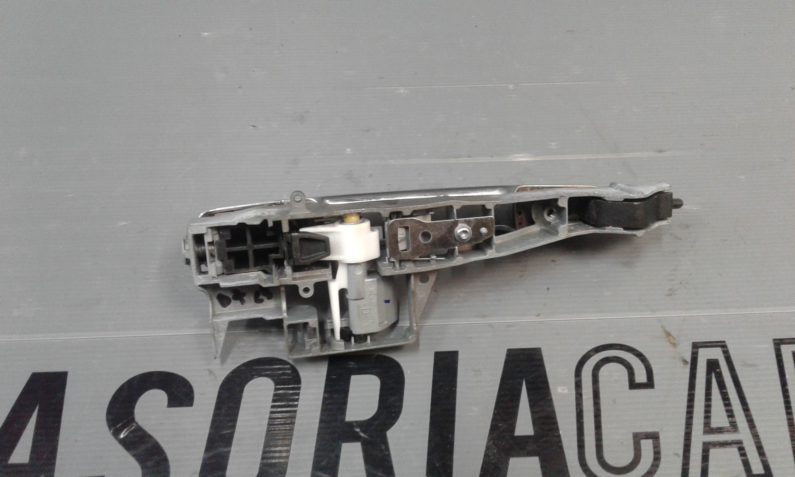 Maniglia Porta Ant. Destro 9101KH Usato