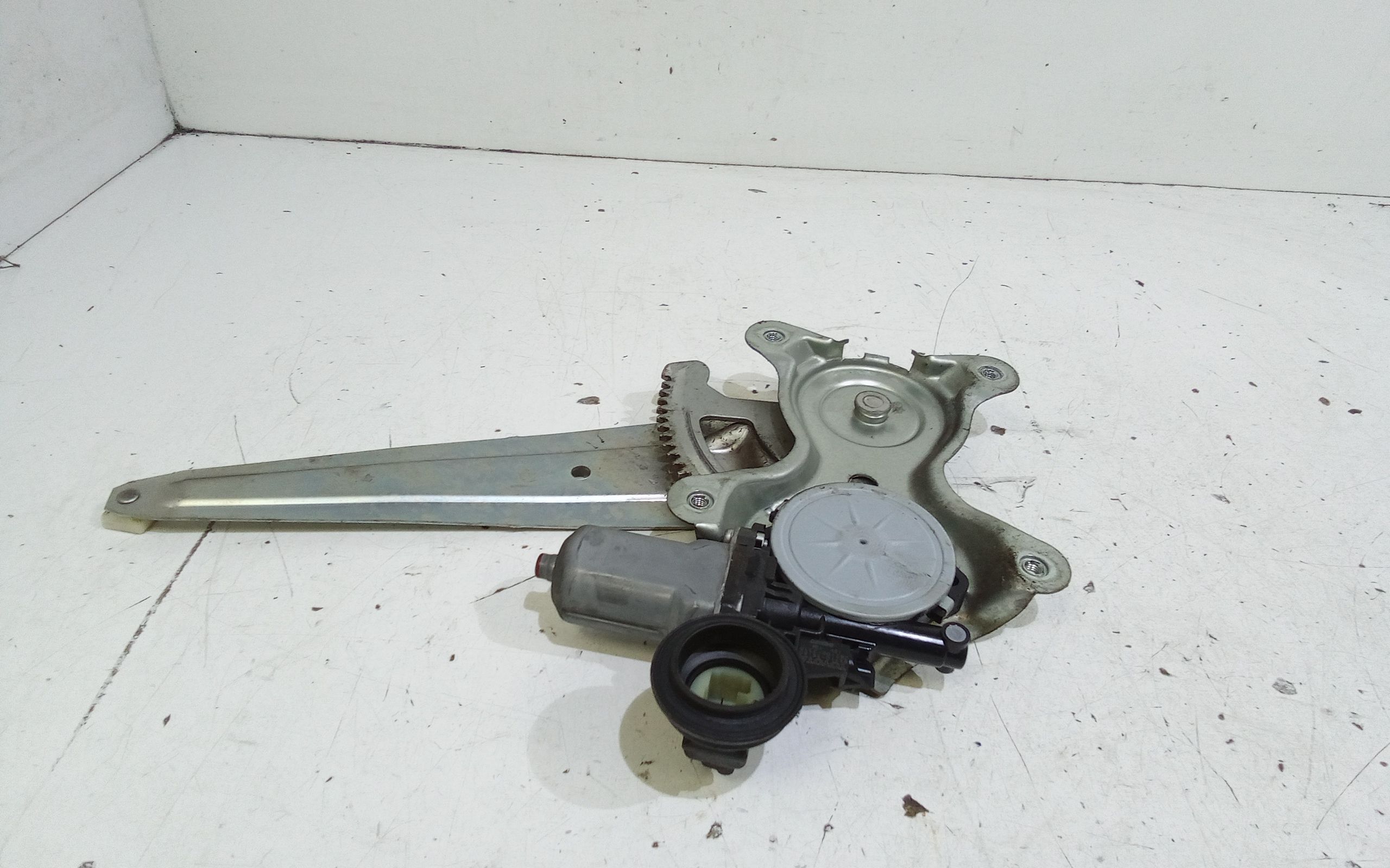 Alzacristallo Porta Post. Sinistro Usato