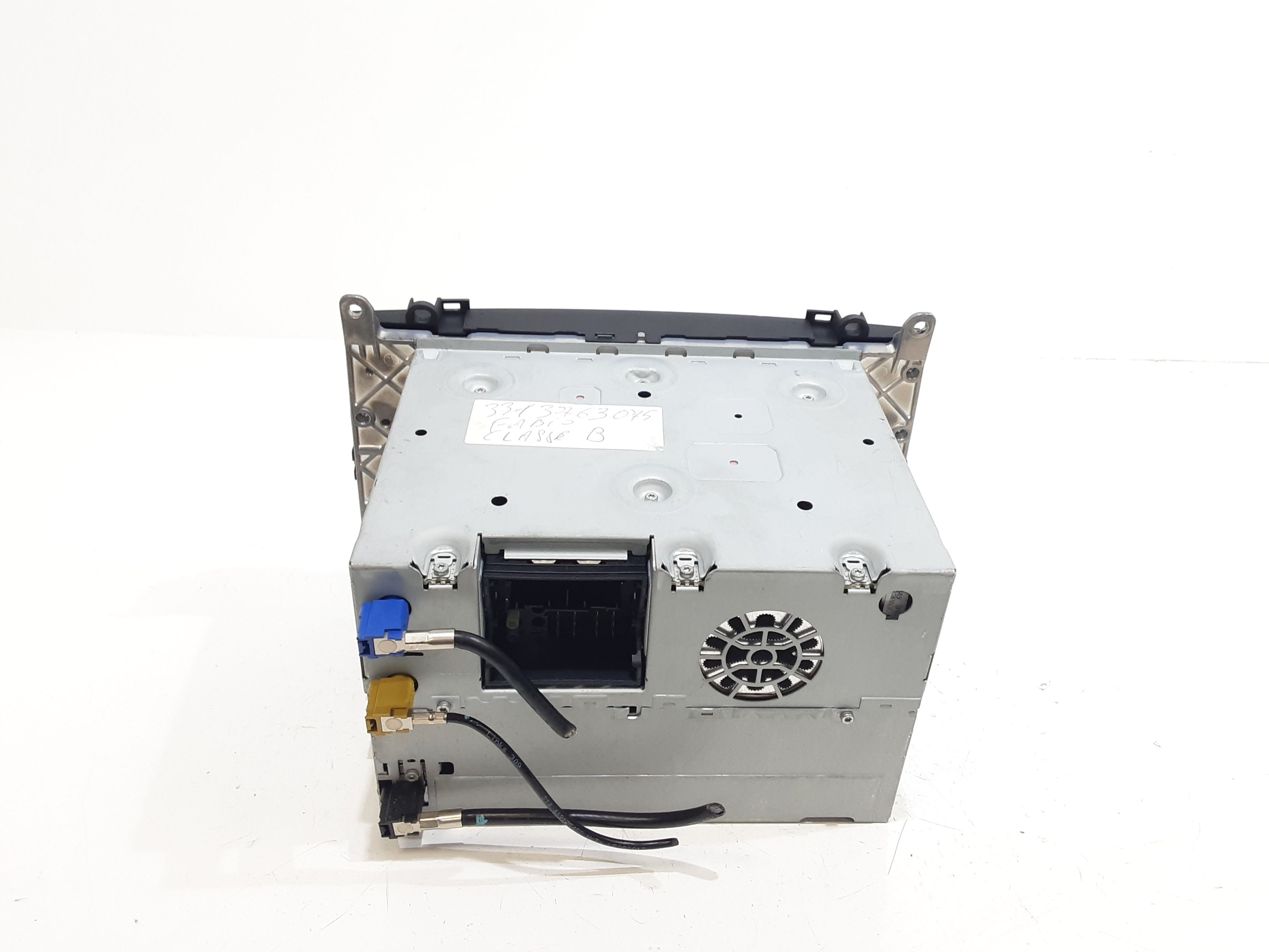 Autoradio A1698200486 Usato