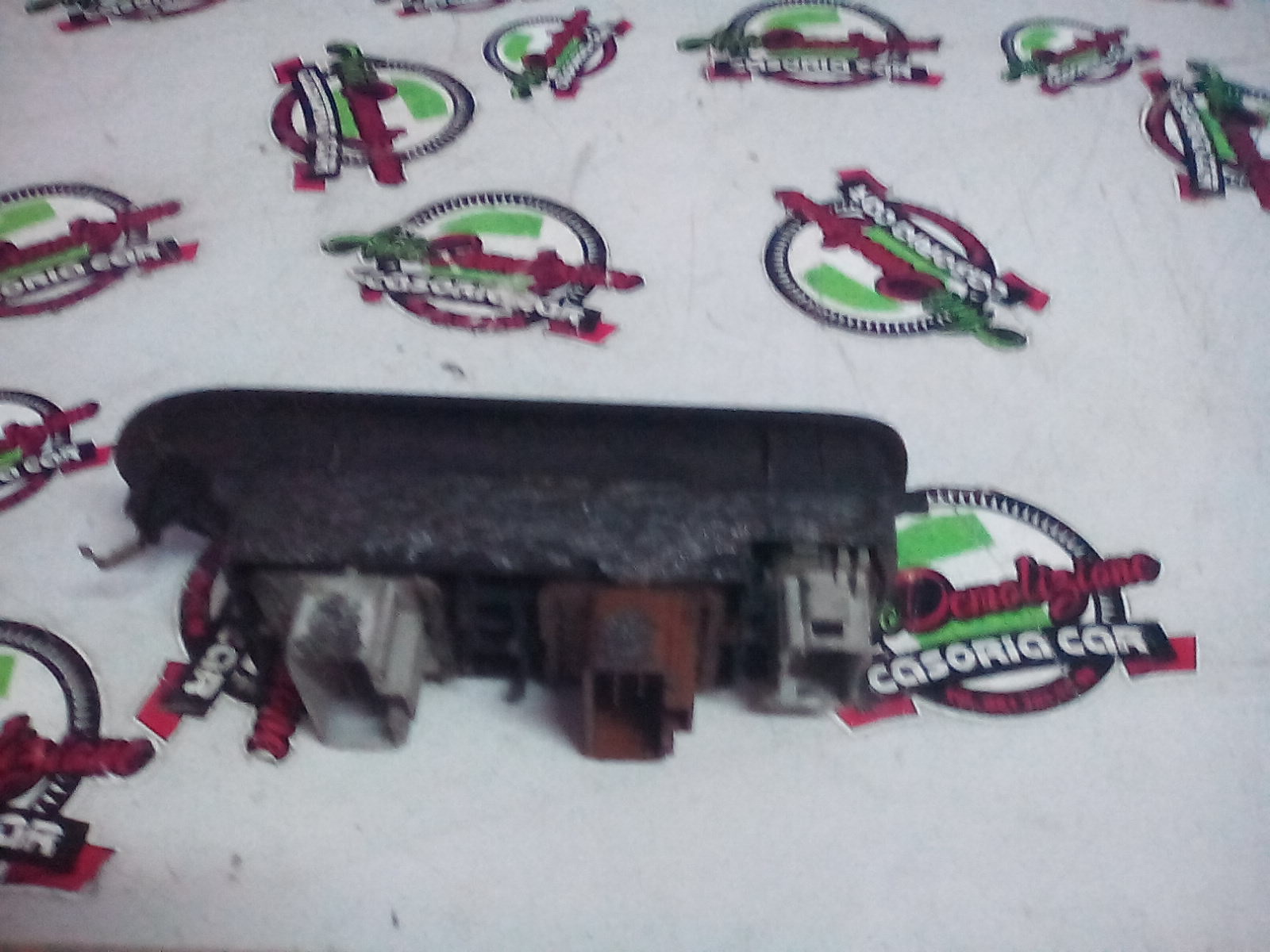 Interruttore Alzacristalli Porta Ant. Sinistro 8200107772 Usato