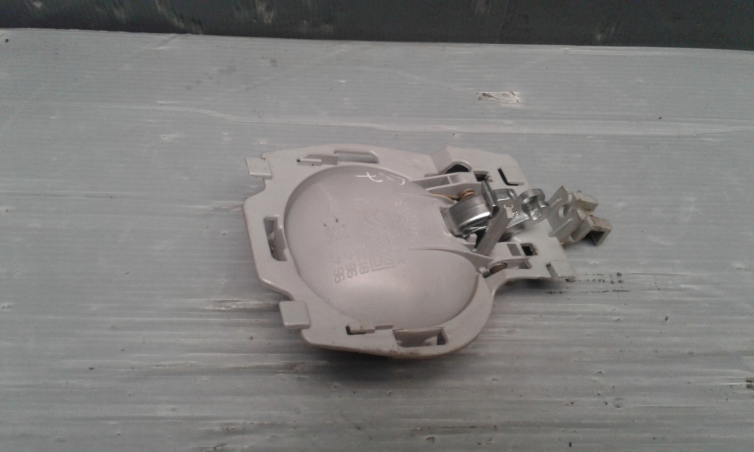 Maniglia Int. Apertura Porta Post. Sinistro 9143G1 Usato