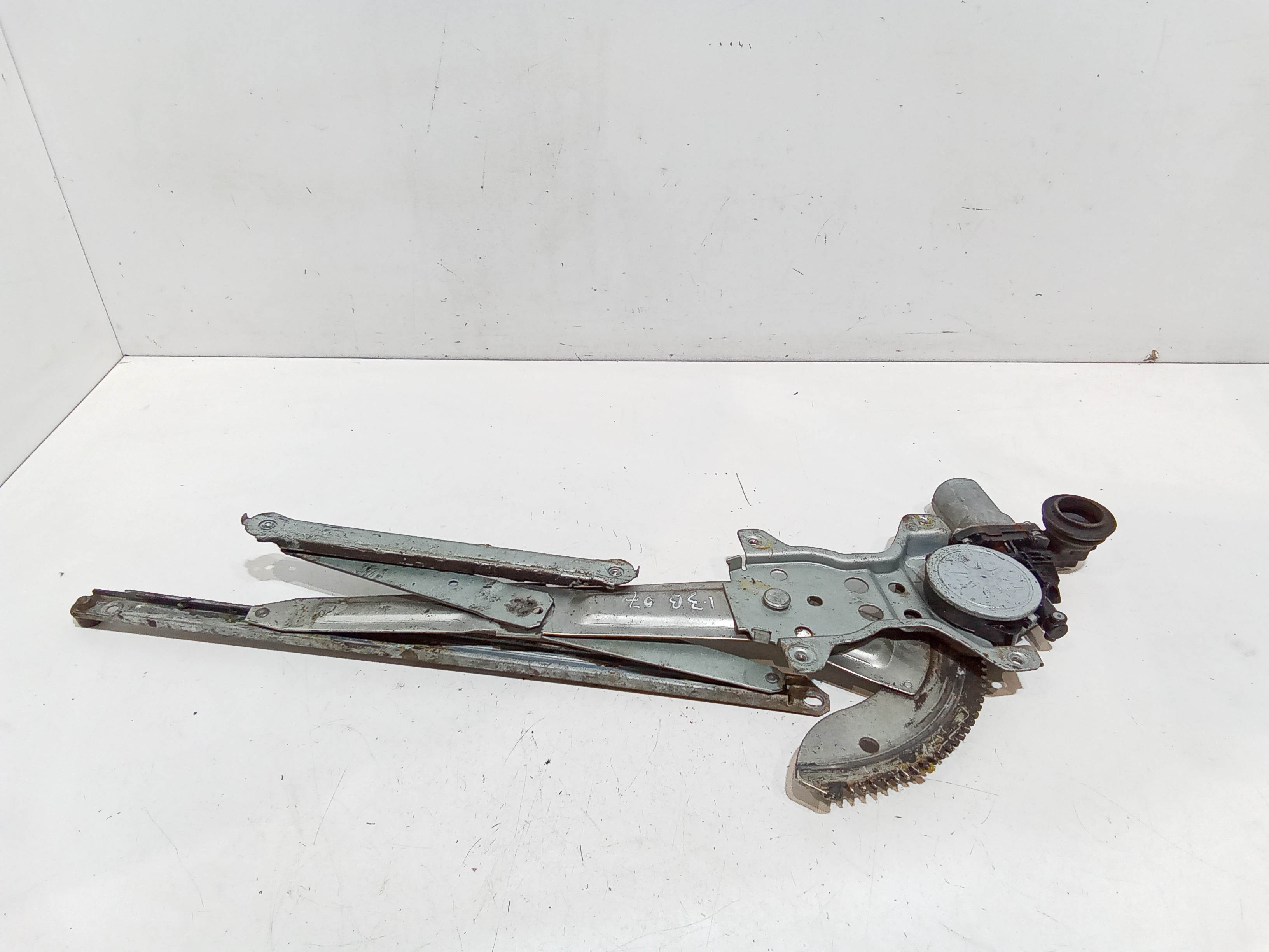 Alzacristallo Porta Ant. Sinistro 8344062J00000 Usato