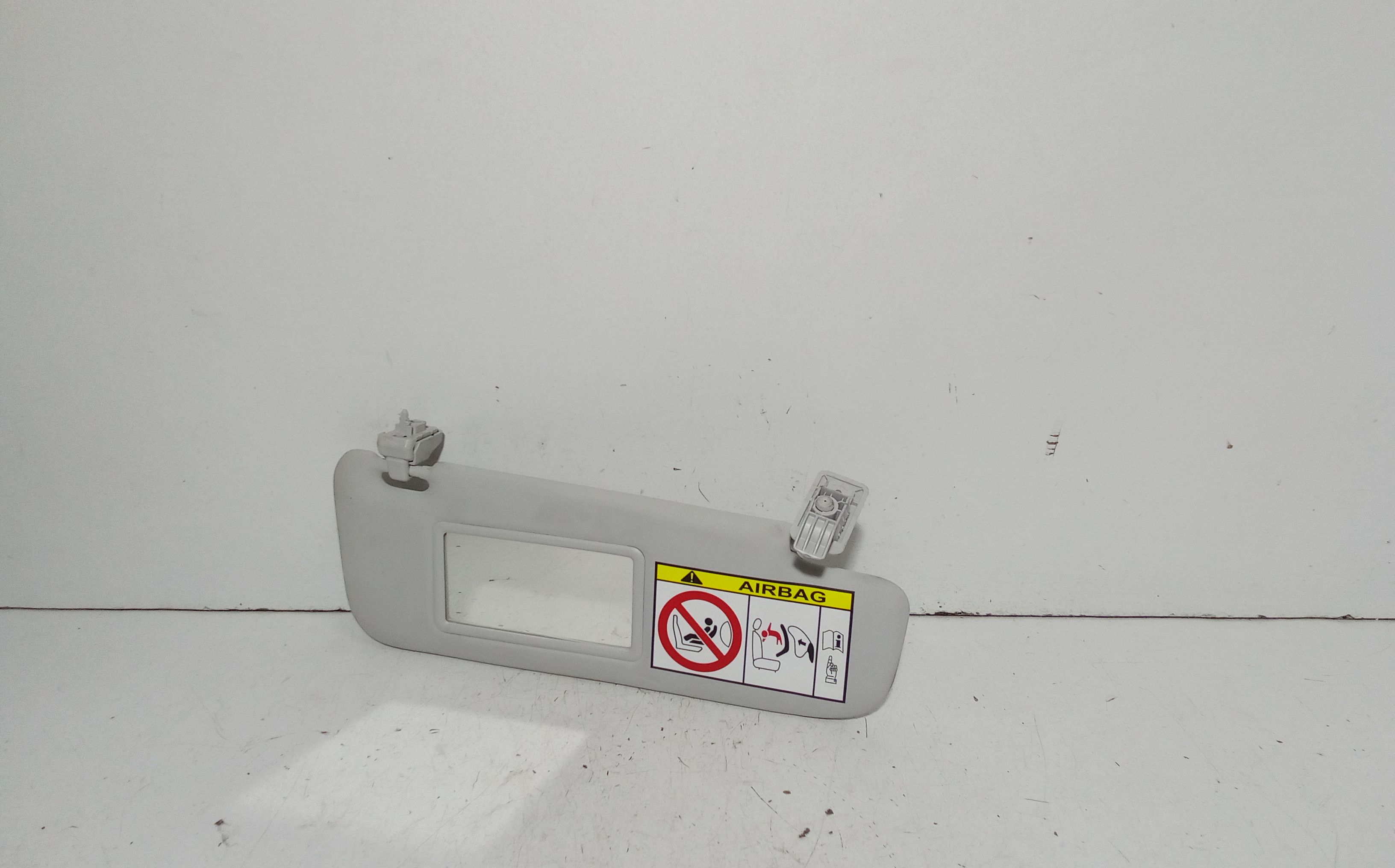 Aletta Parasole Parabrezza Destro 735717010 Usato