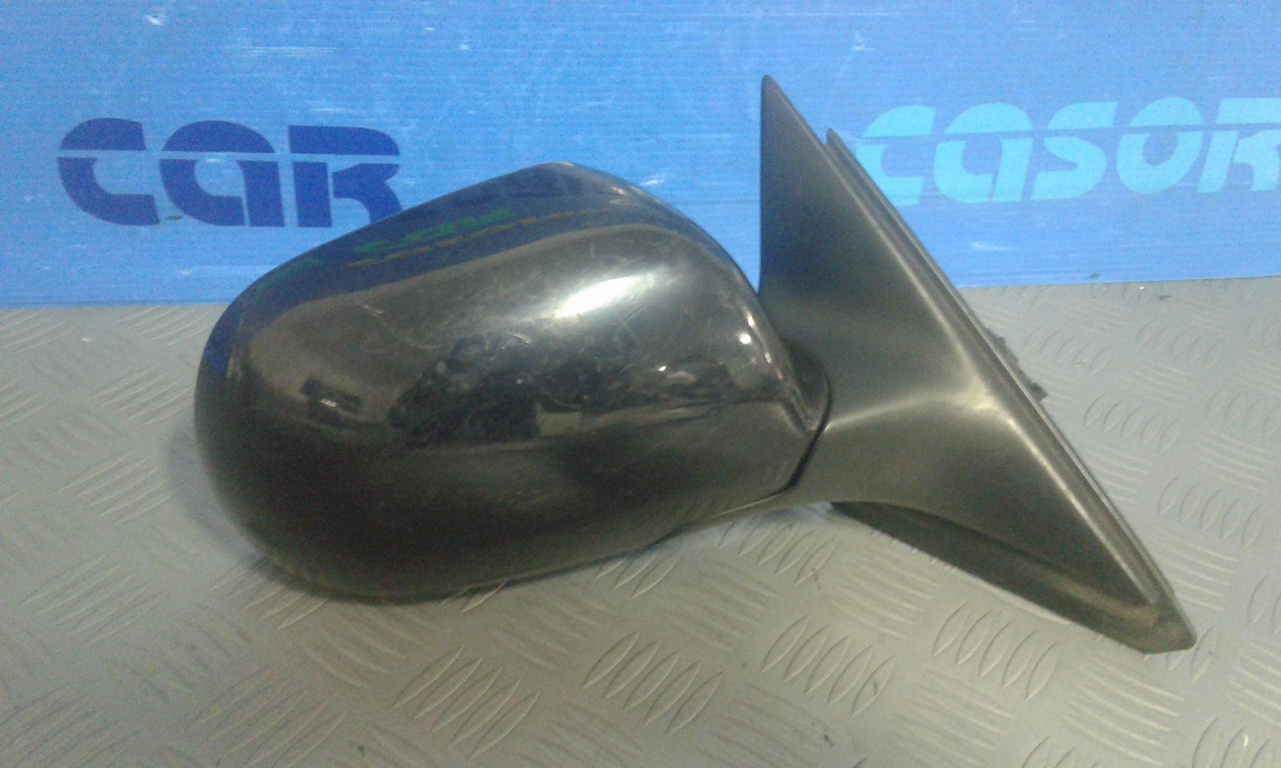 Retrovisore Est. Destro Usato