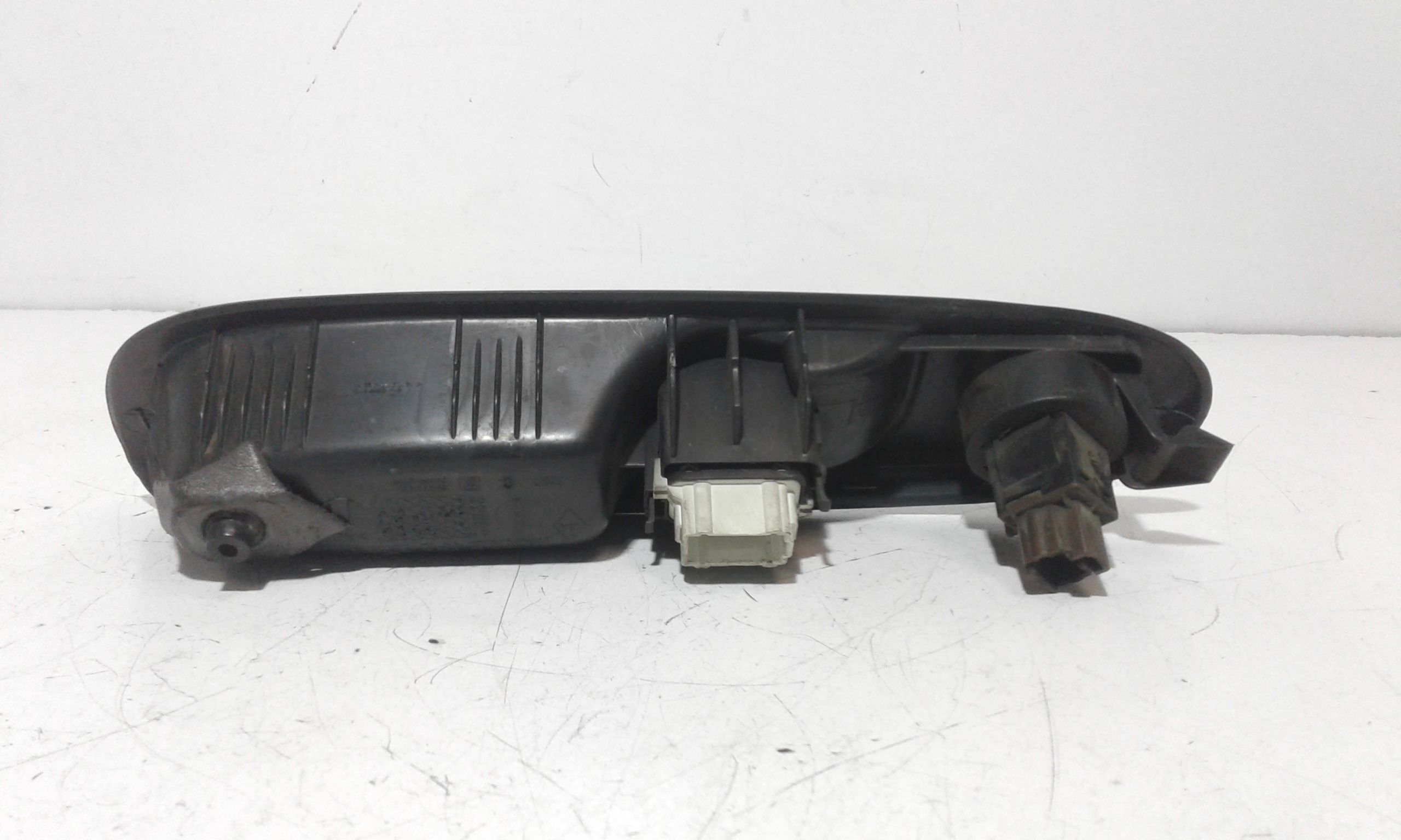 Interruttore Alzacristalli Porta Ant. Destro Usato