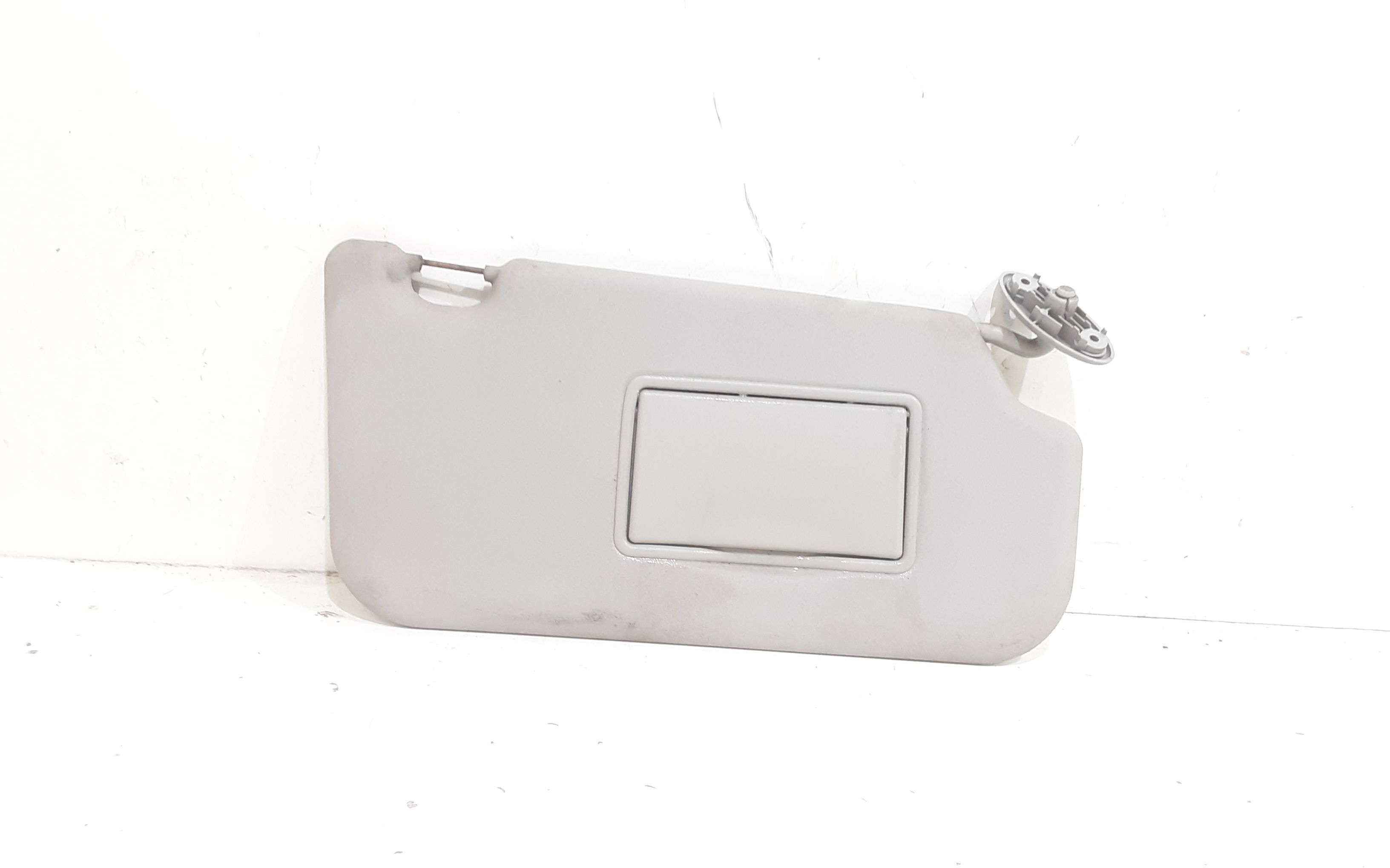 Aletta Parasole Parabrezza Destro 1222069 Usato