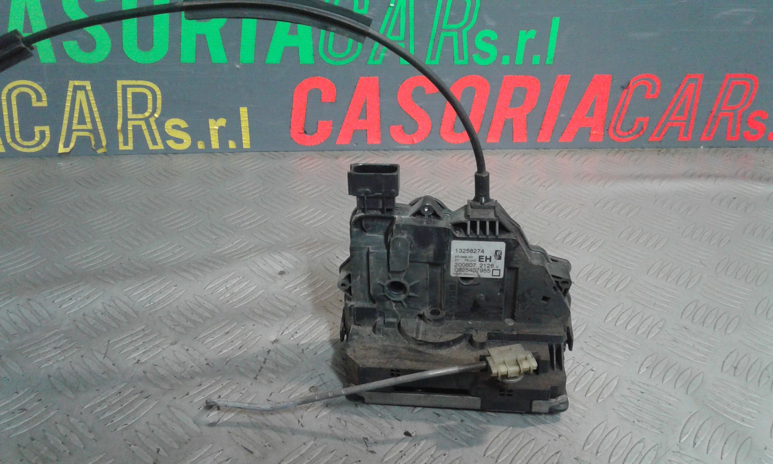 Serratura Porta Ant. Destro 13258274 Usato