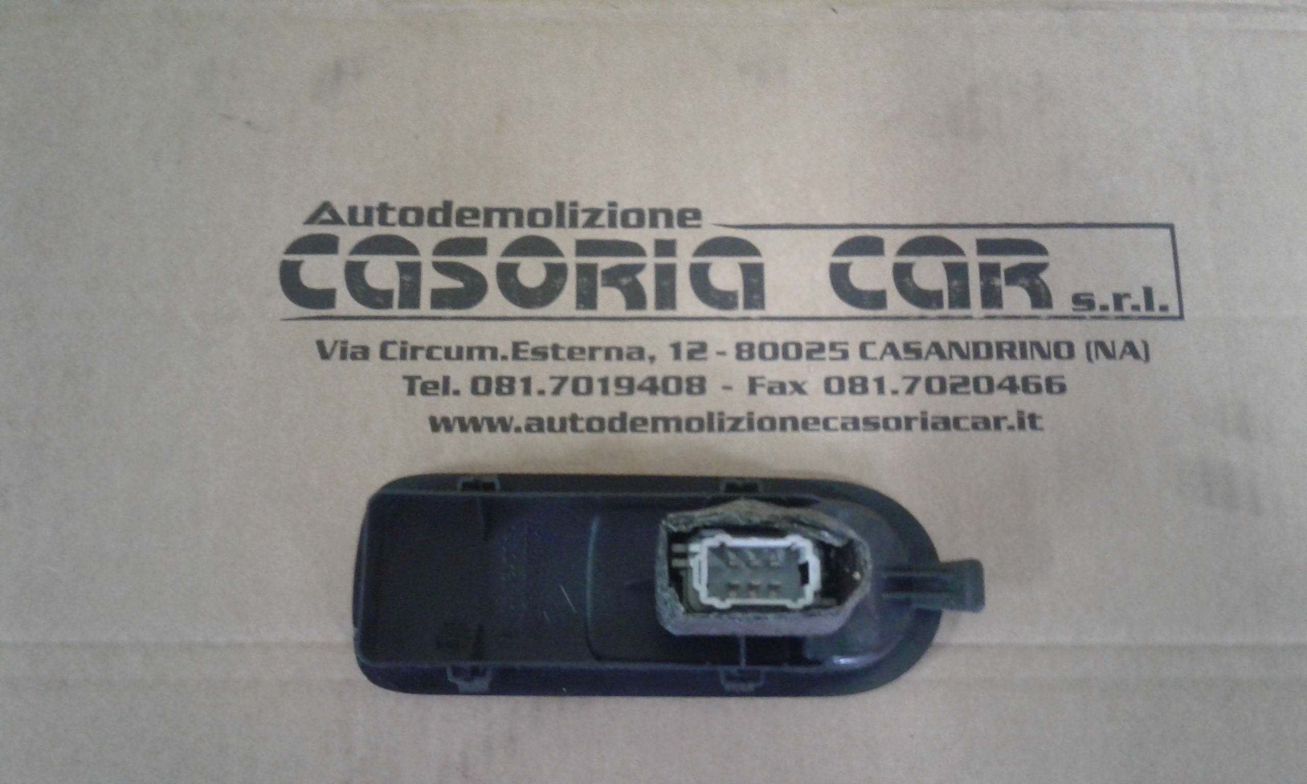 Interruttore Alzacristalli Porta Ant. Destro 8200220511 Usato