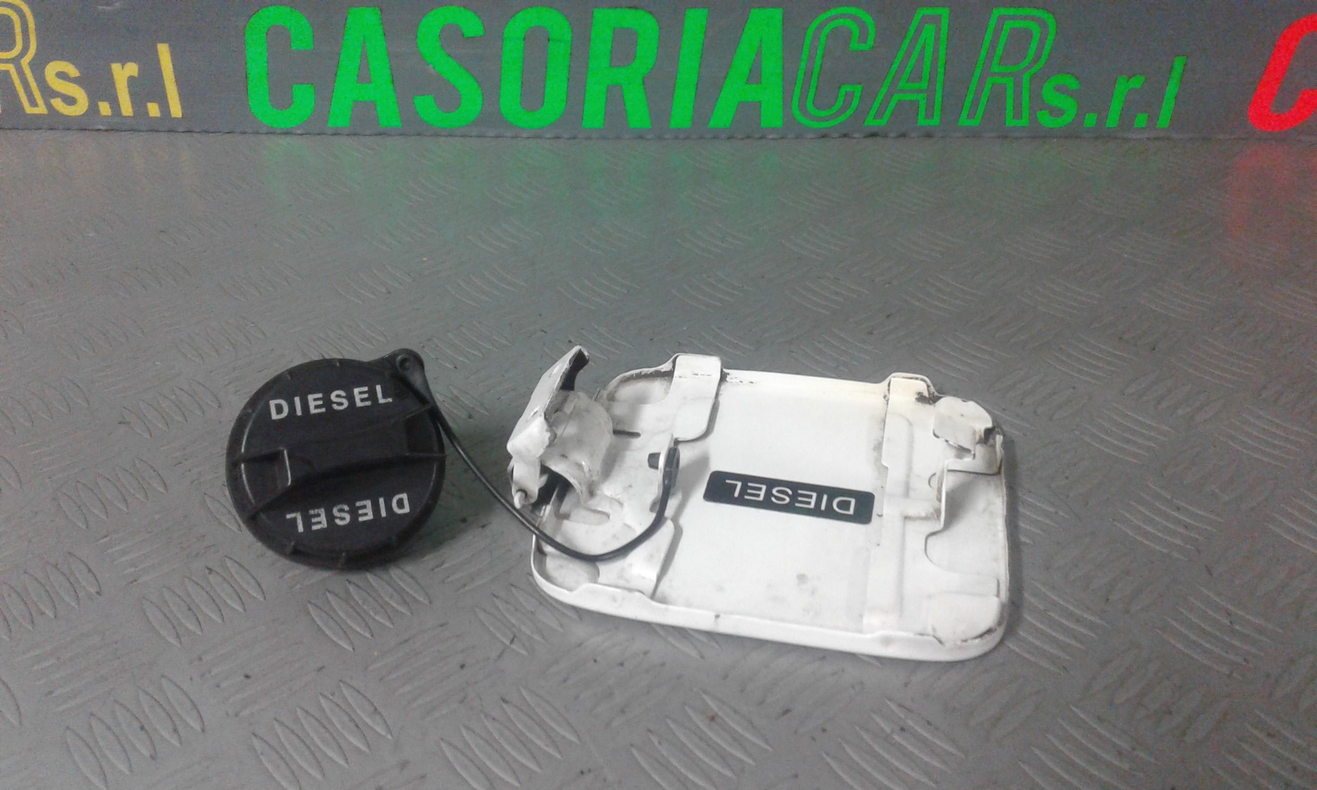 Sportello Carburante Usato