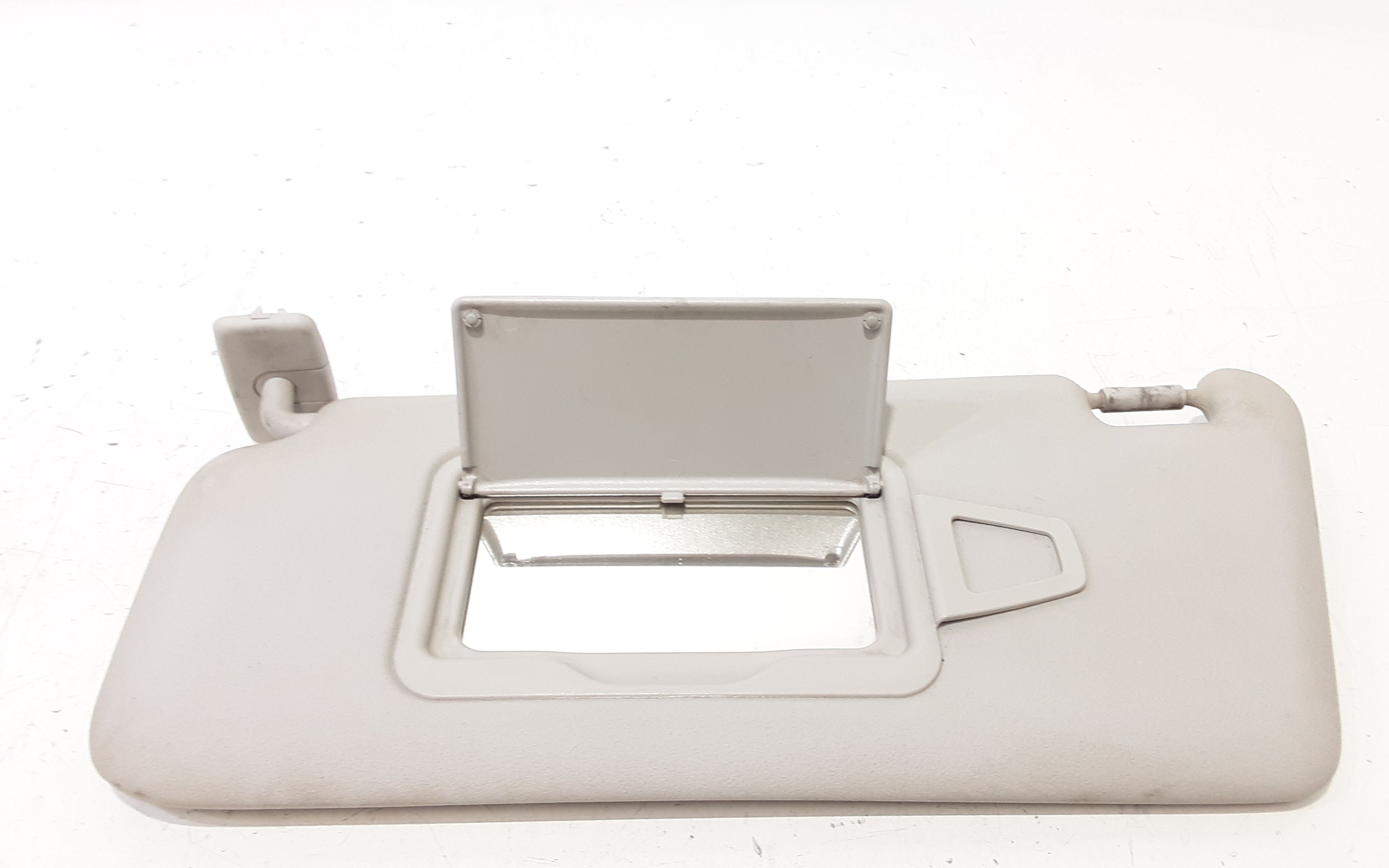 Aletta Parasole Parabrezza Sinistro A16981001107H48 Usato