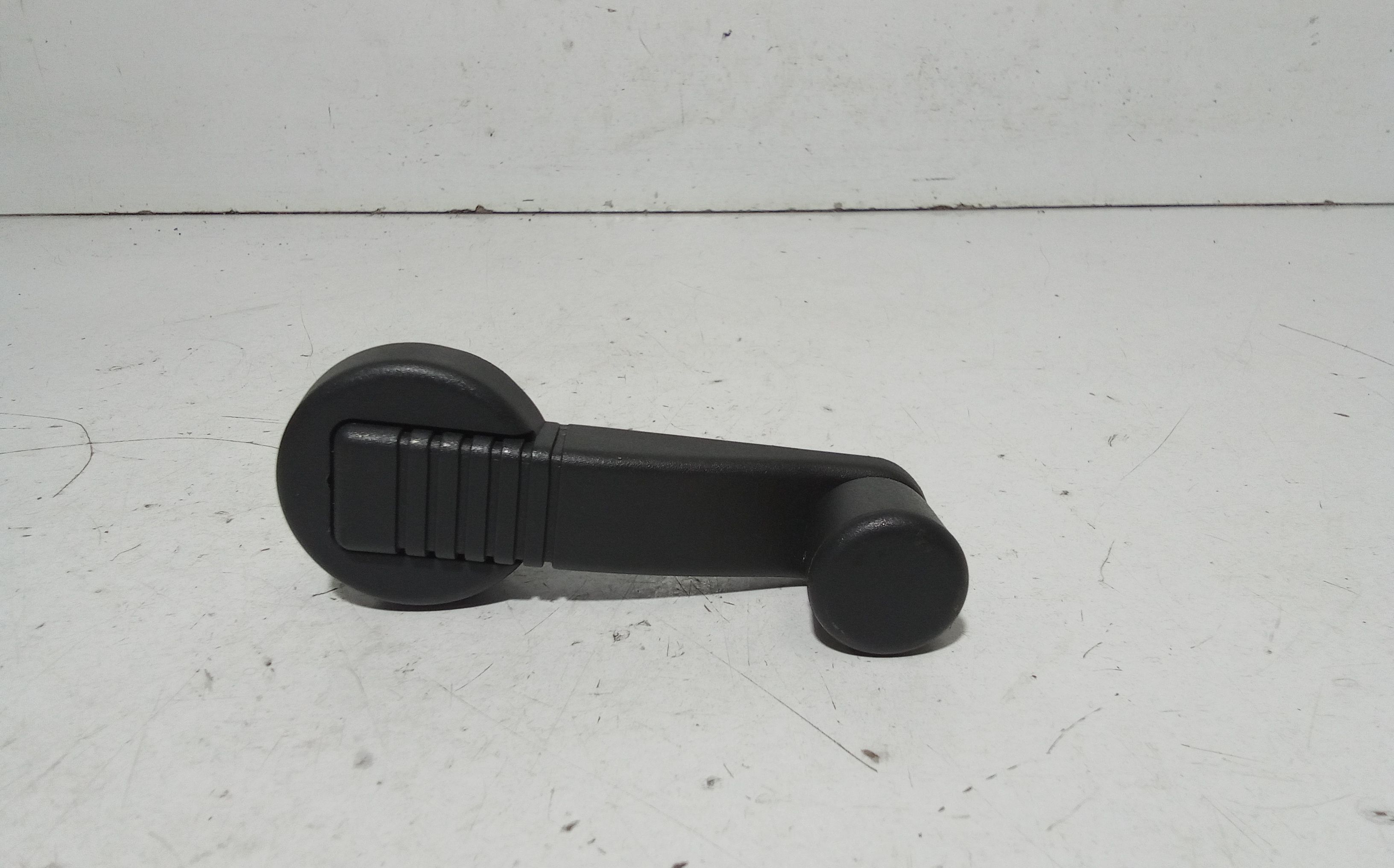 Manovella Alzacristallo Porta Post. Destro Usato