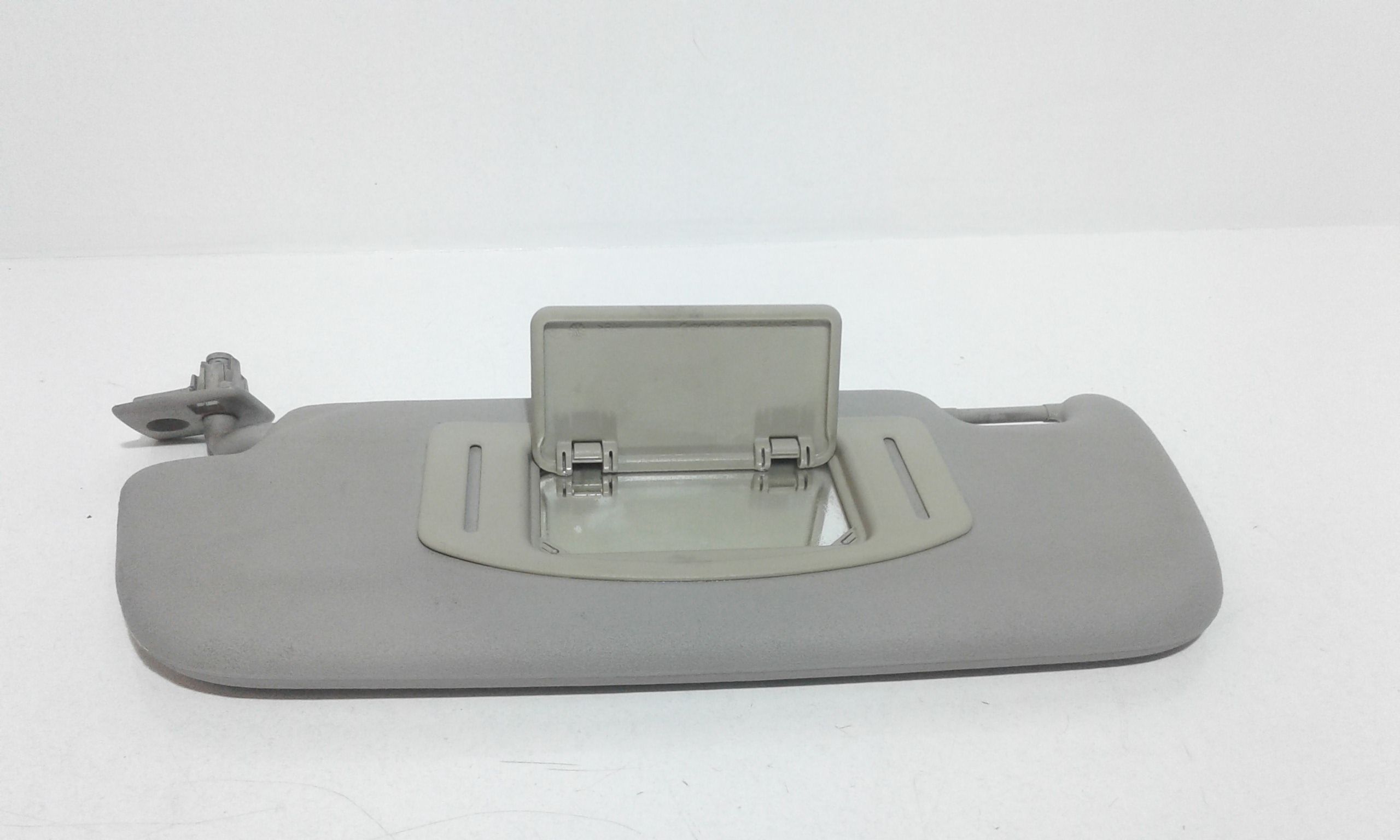 Aletta Parasole Parabrezza Sinistro A4548100910CH0A Usato