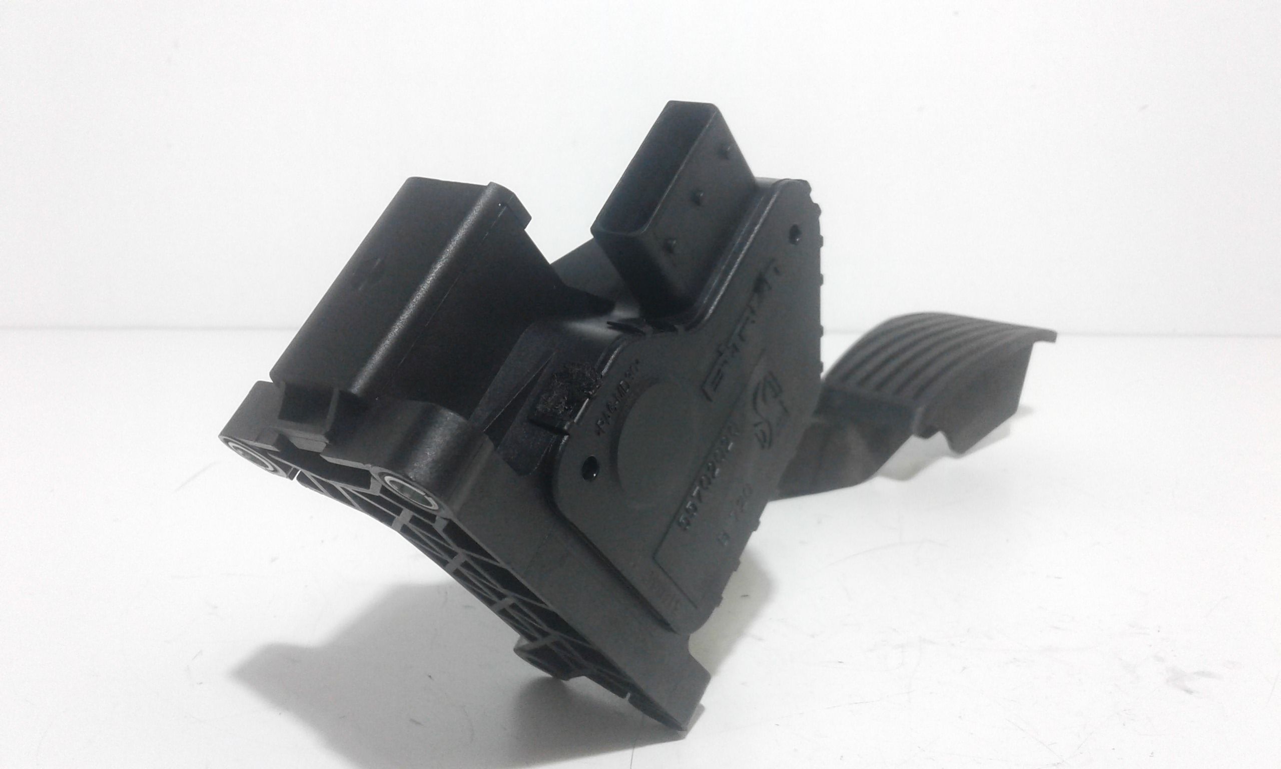 Pedale Acceleratore 13305804 Usato