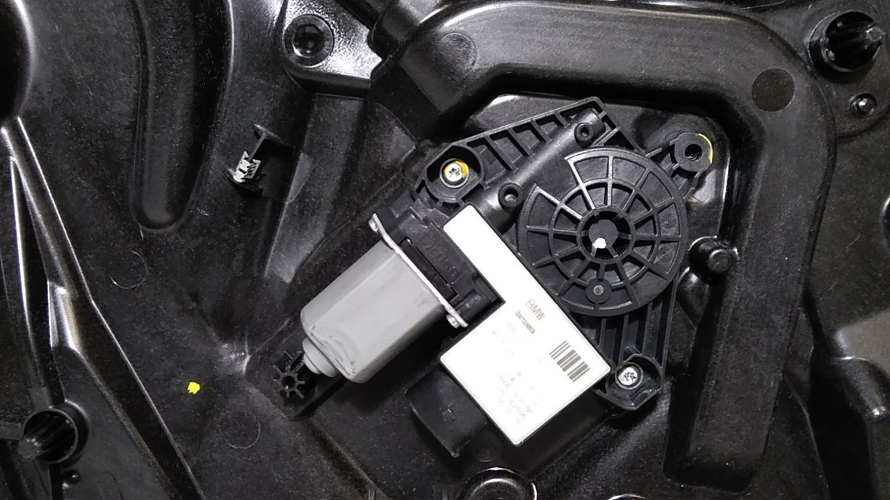 Alzacristallo Porta Ant. Sinistro Usato