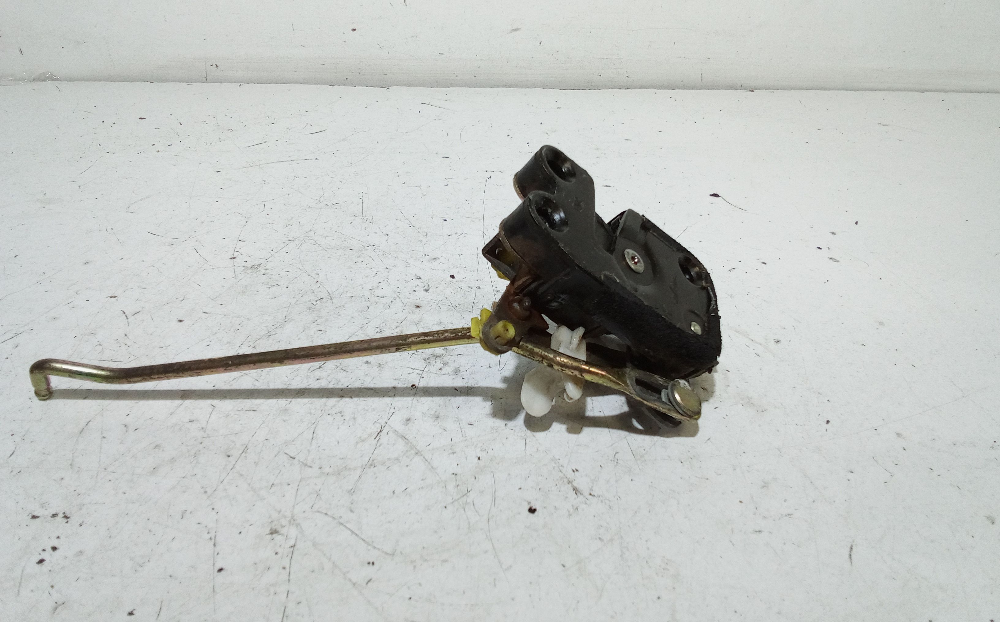 Serratura Porta Ant. Destro 8132002010 Usato