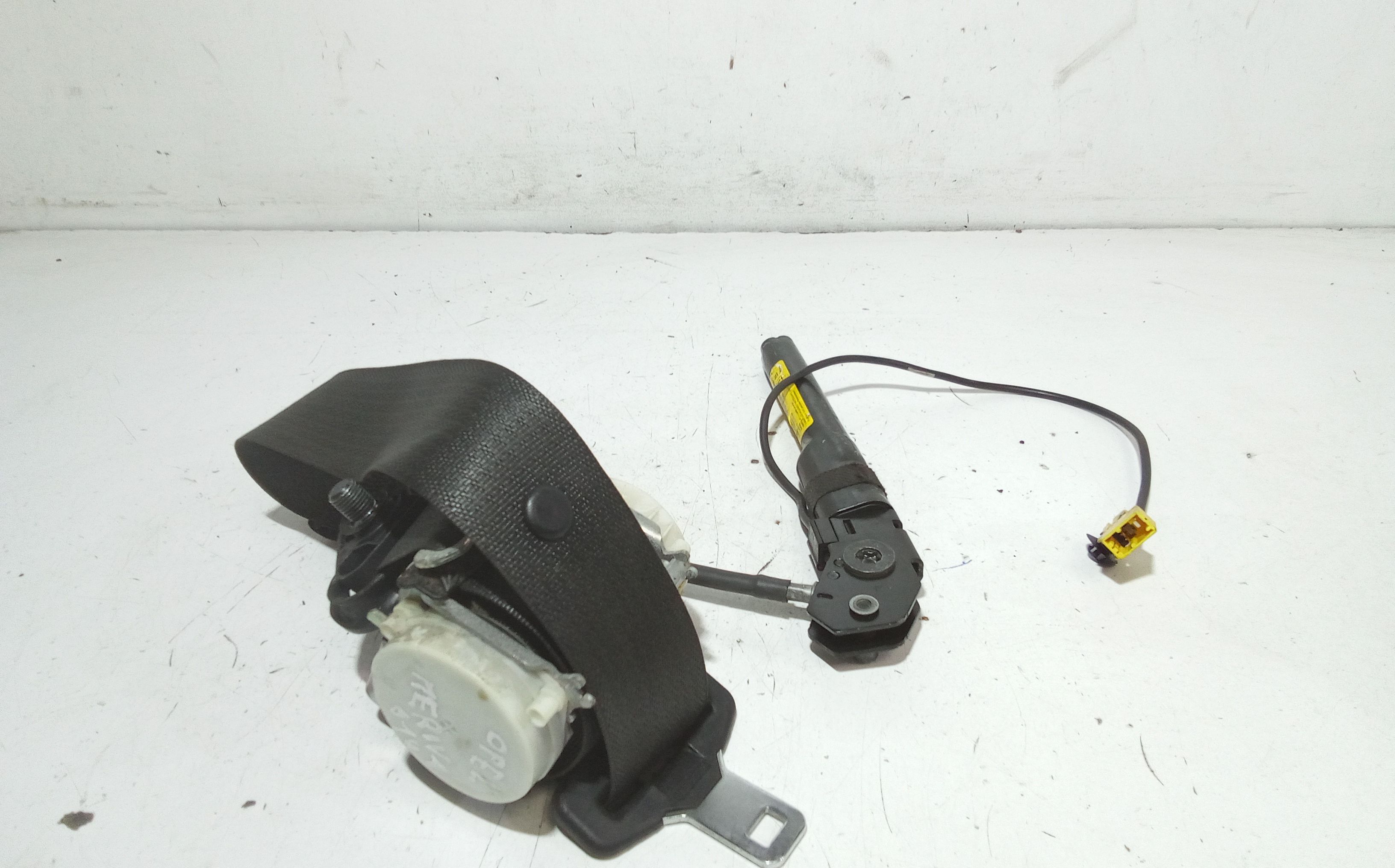 Cintura Di Sicurezza Ant. Destro 13305706 Usato