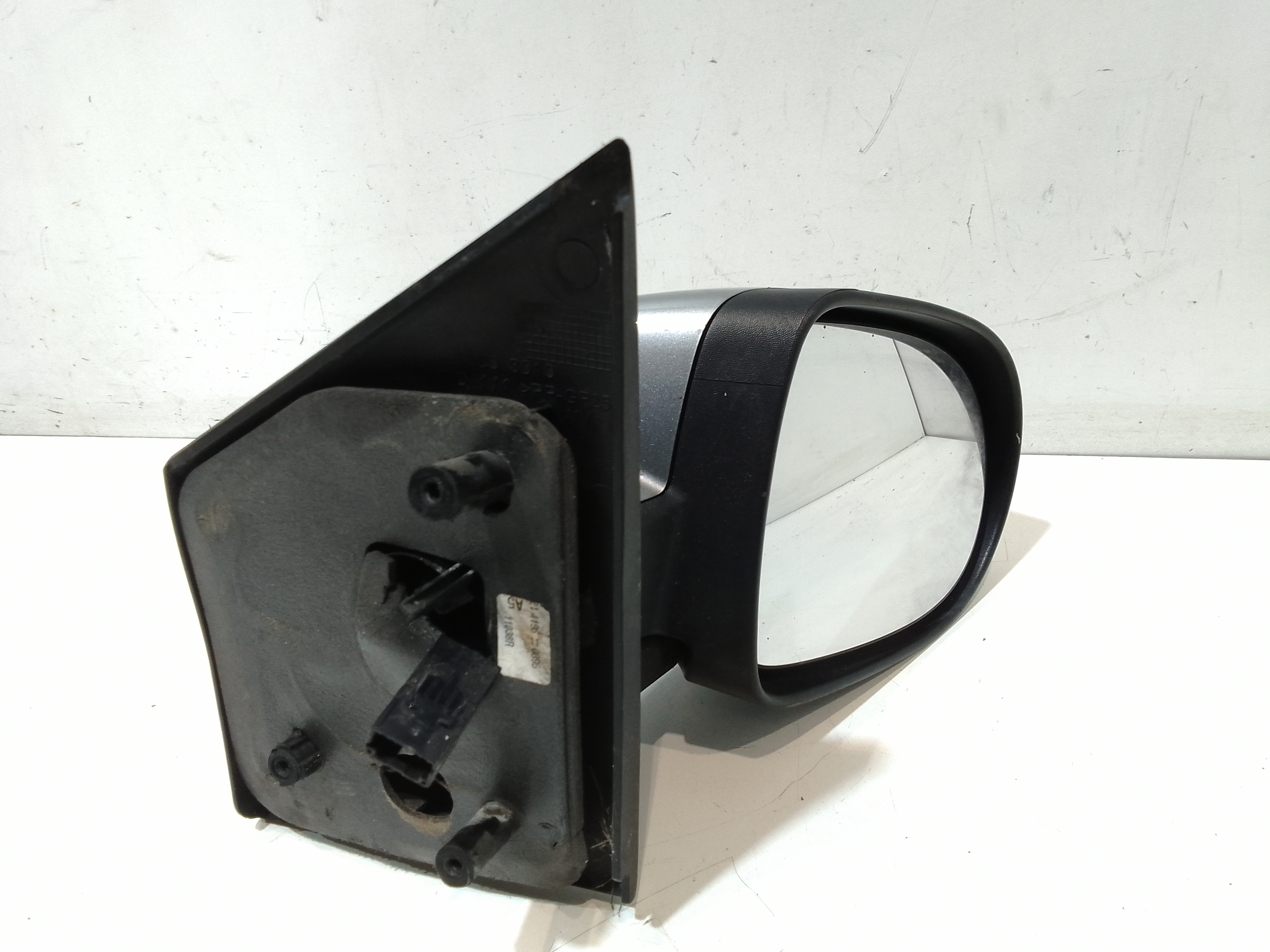 Retrovisore Est. Destro 7701067333 Usato