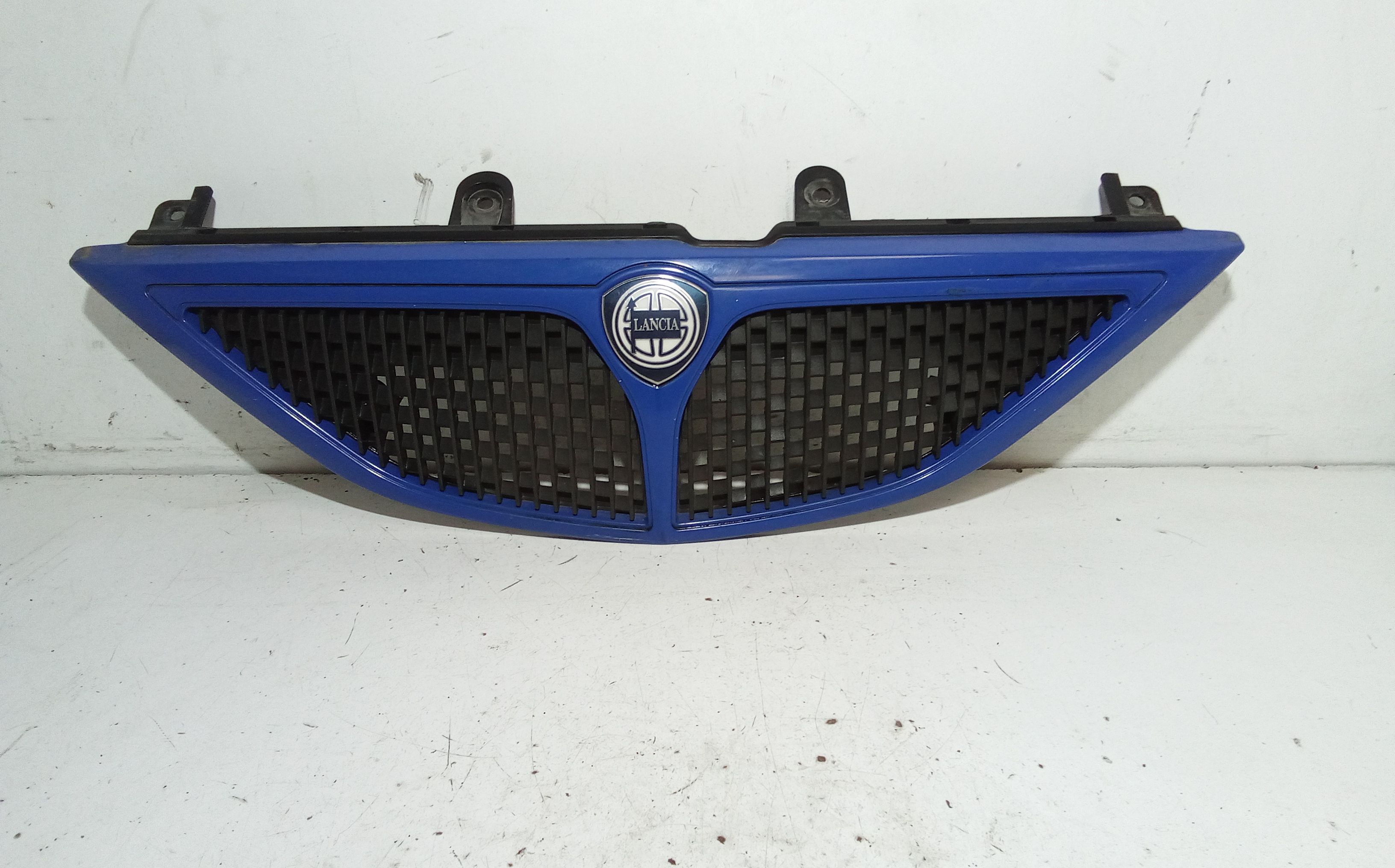 Griglia Paraurti Ant. Usato