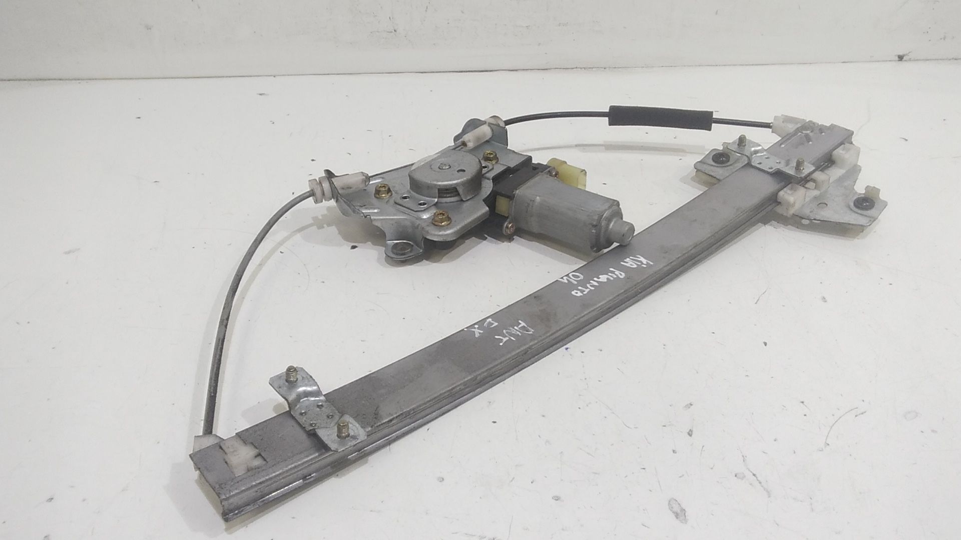 Alzacristallo Porta Ant. Destro 8240207000 Usato