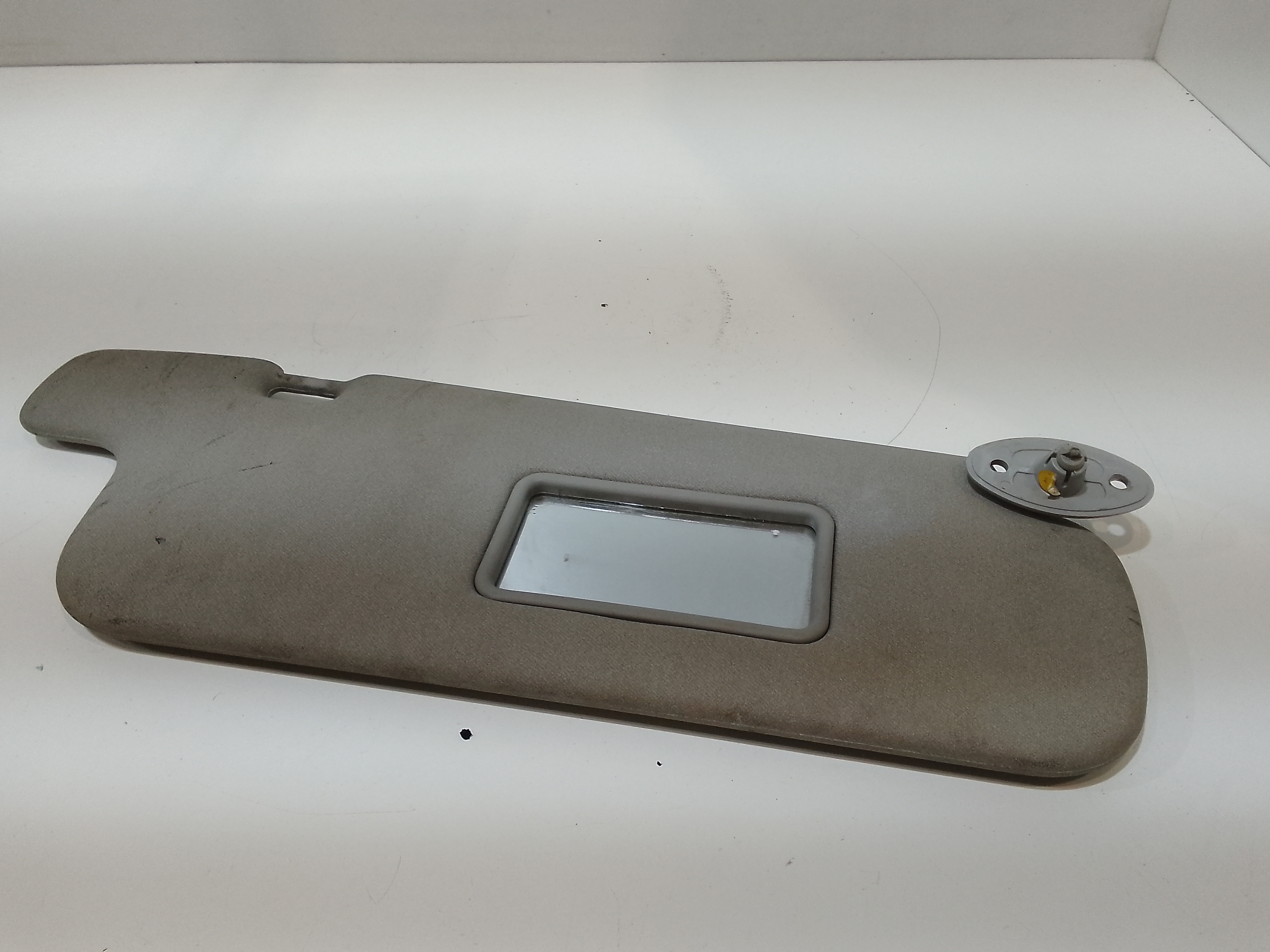 Aletta Parasole Parabrezza Destro 743100D011B0 Usato