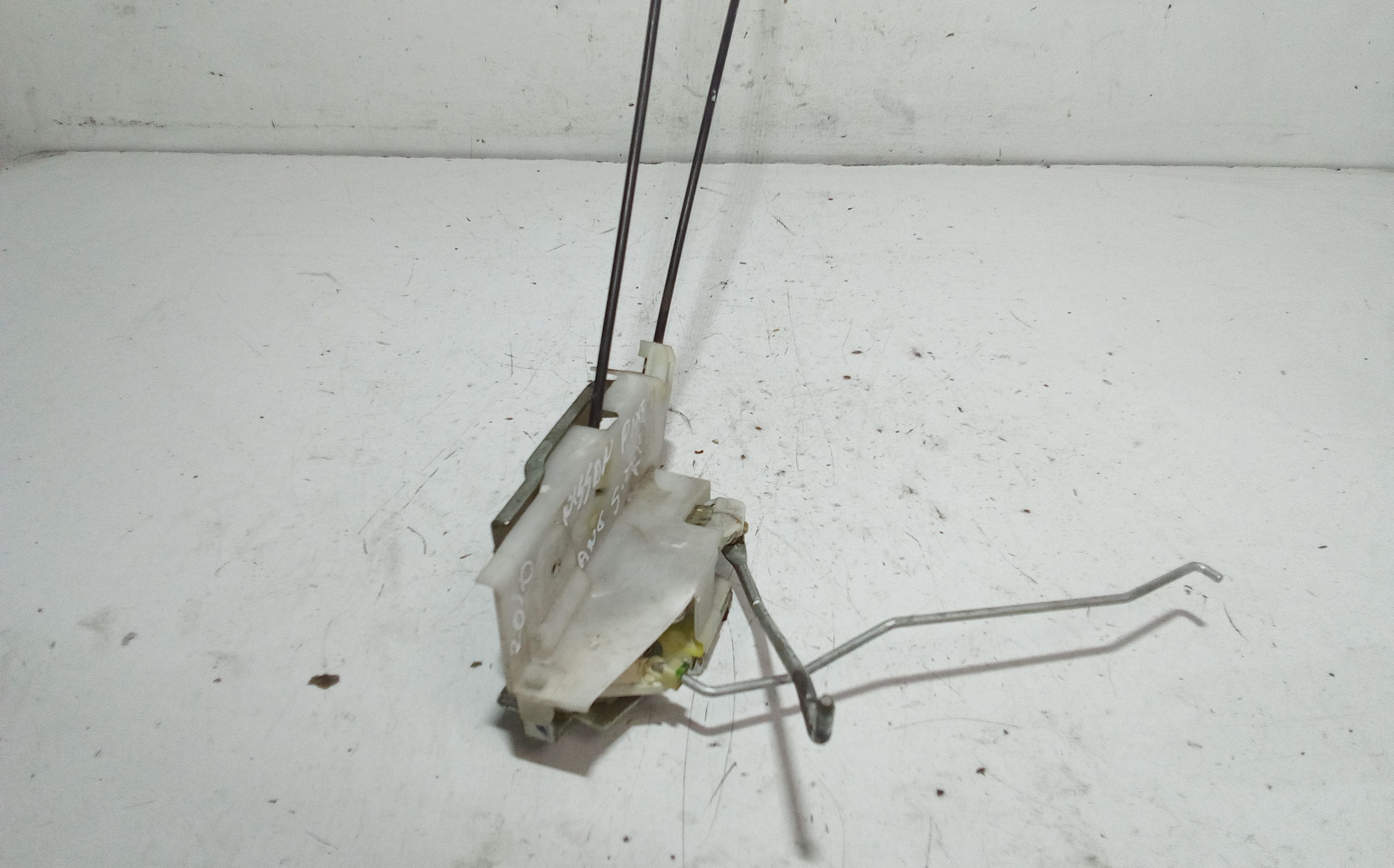 Serratura Porta Ant. Sinistro 805034A00G Usato