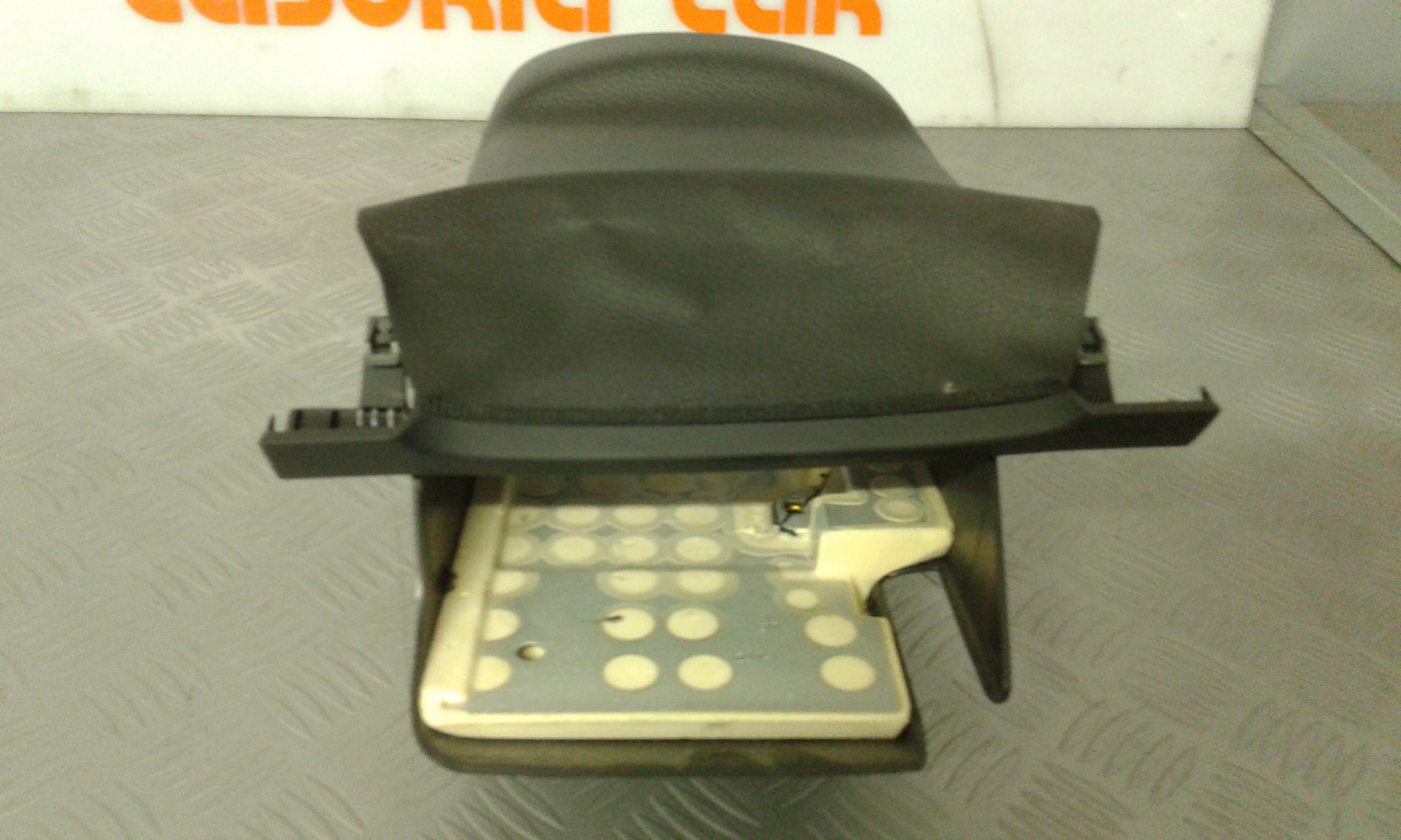 Cuffia Albero Sterzo L/abitacolo Usato